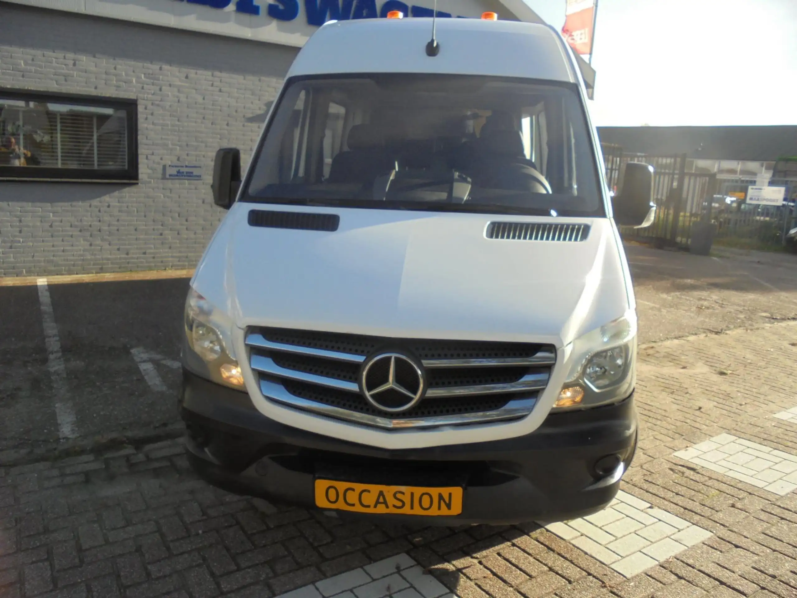 Mercedes-Benz - Sprinter