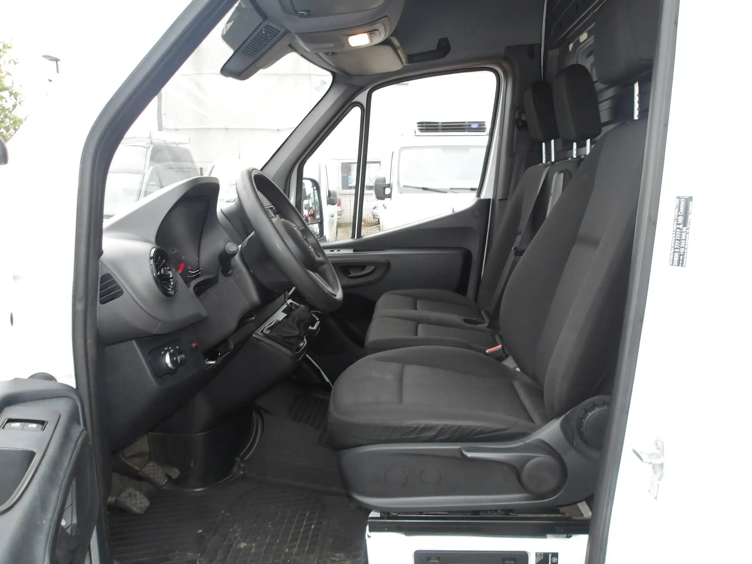 Mercedes-Benz - Sprinter