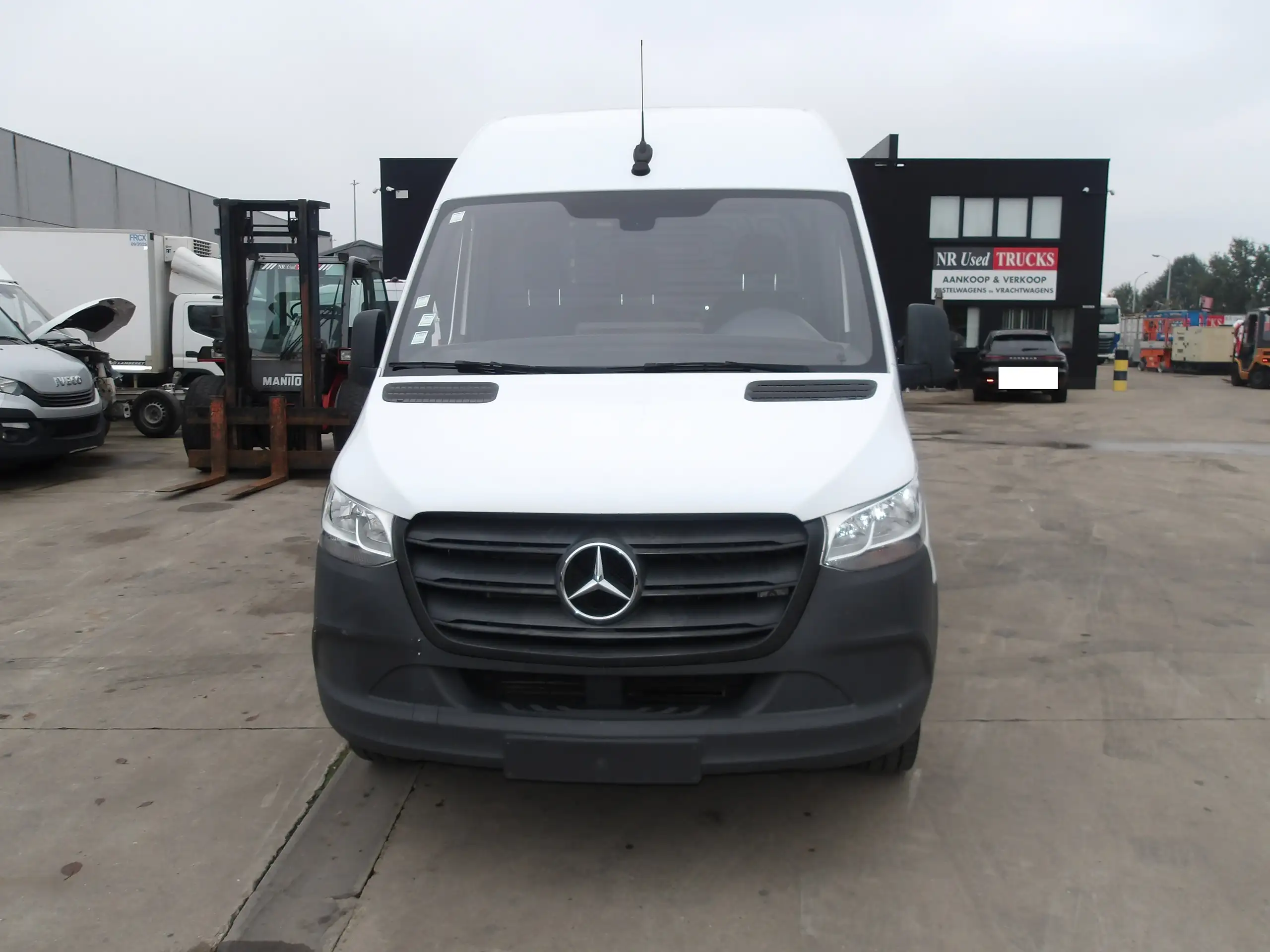 Mercedes-Benz - Sprinter