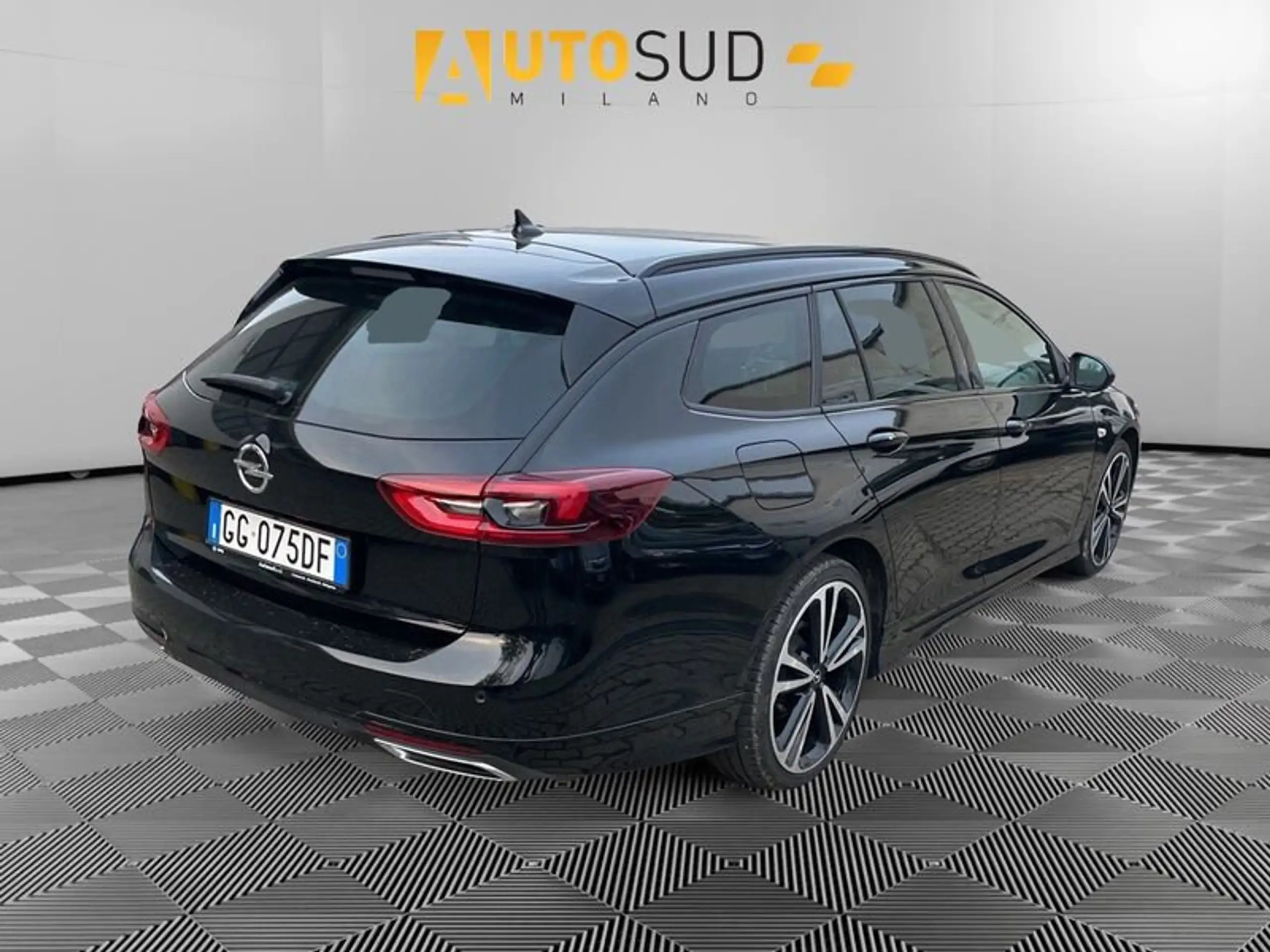 Opel - Insignia