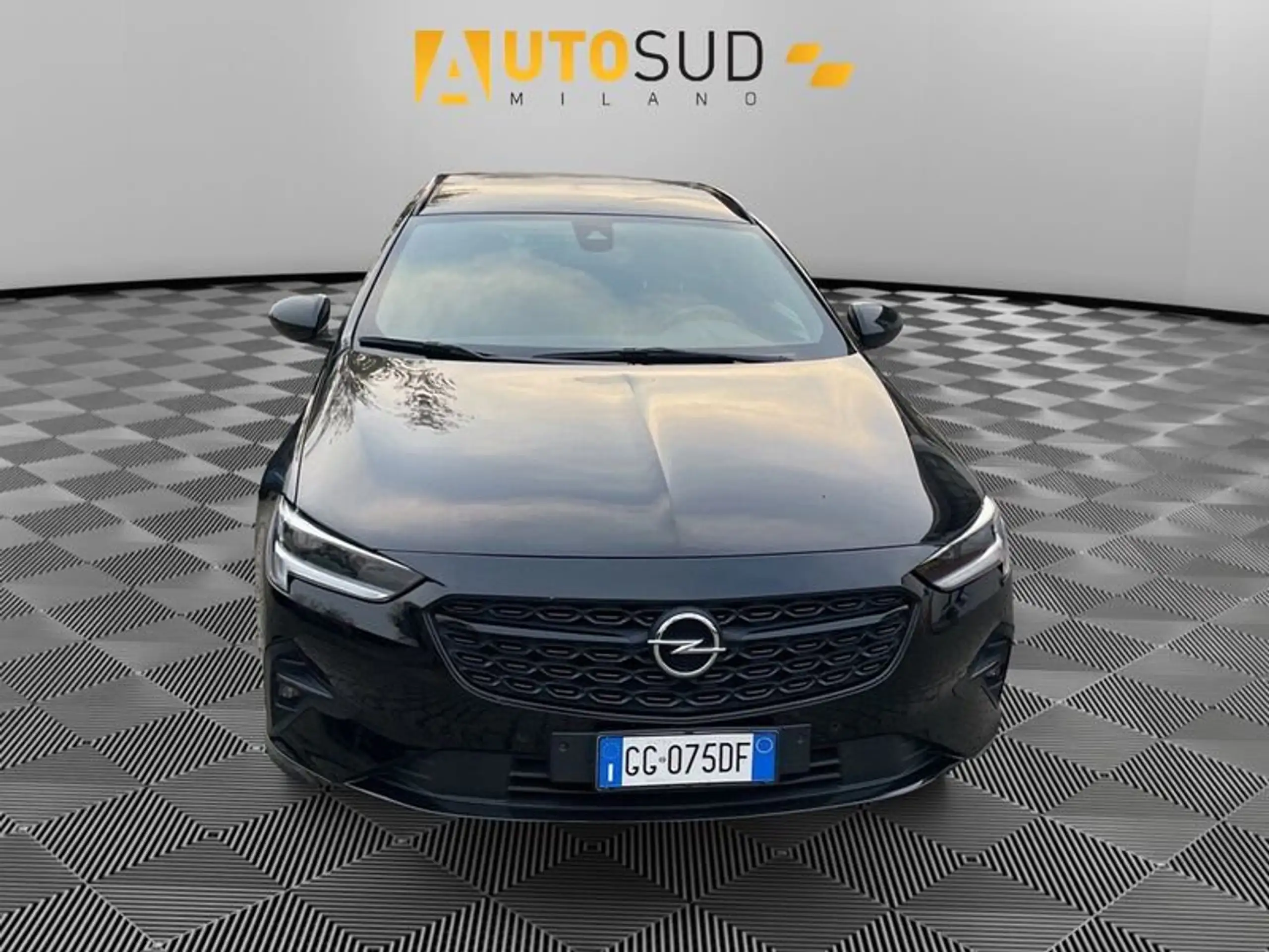 Opel - Insignia