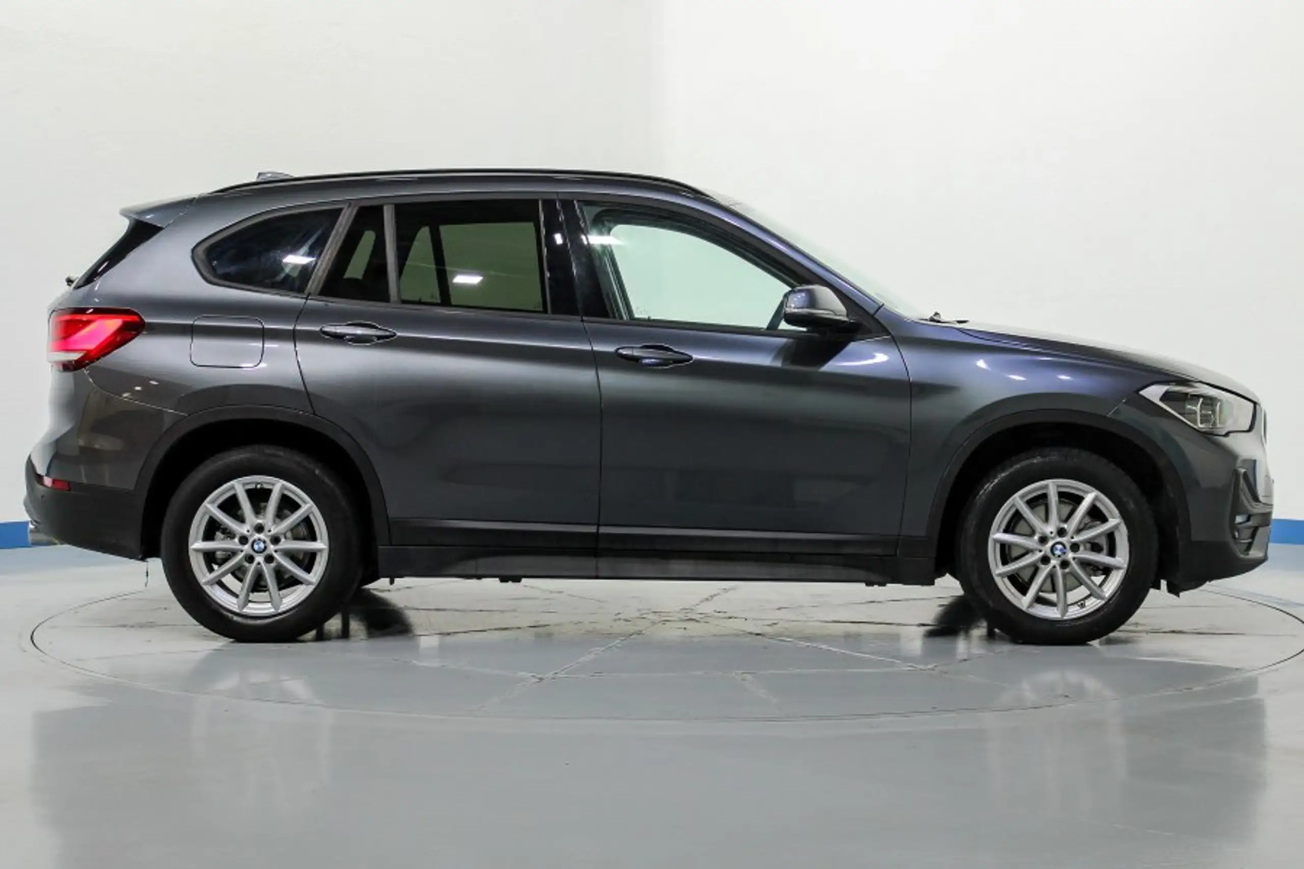 BMW - X1