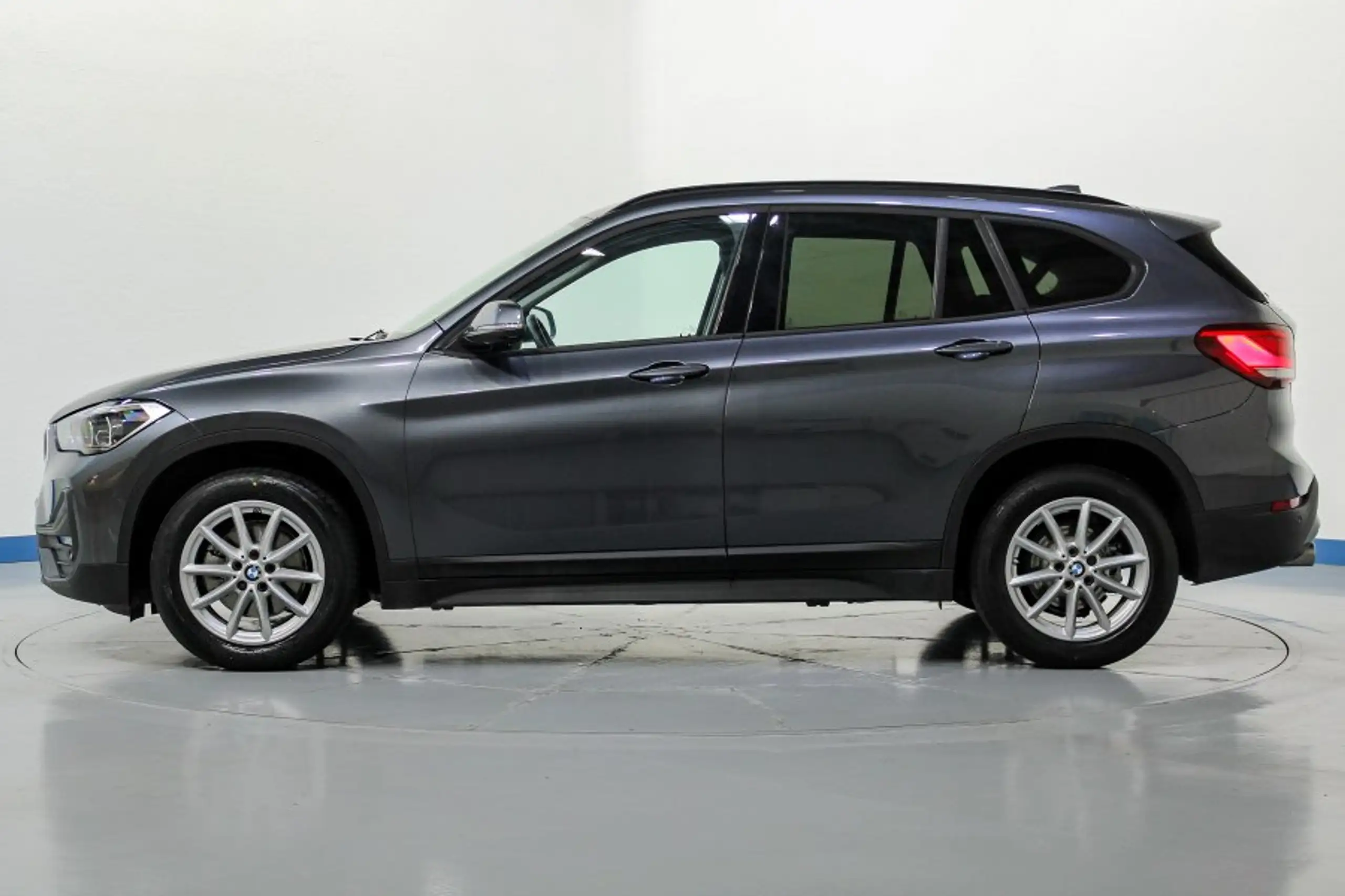 BMW - X1