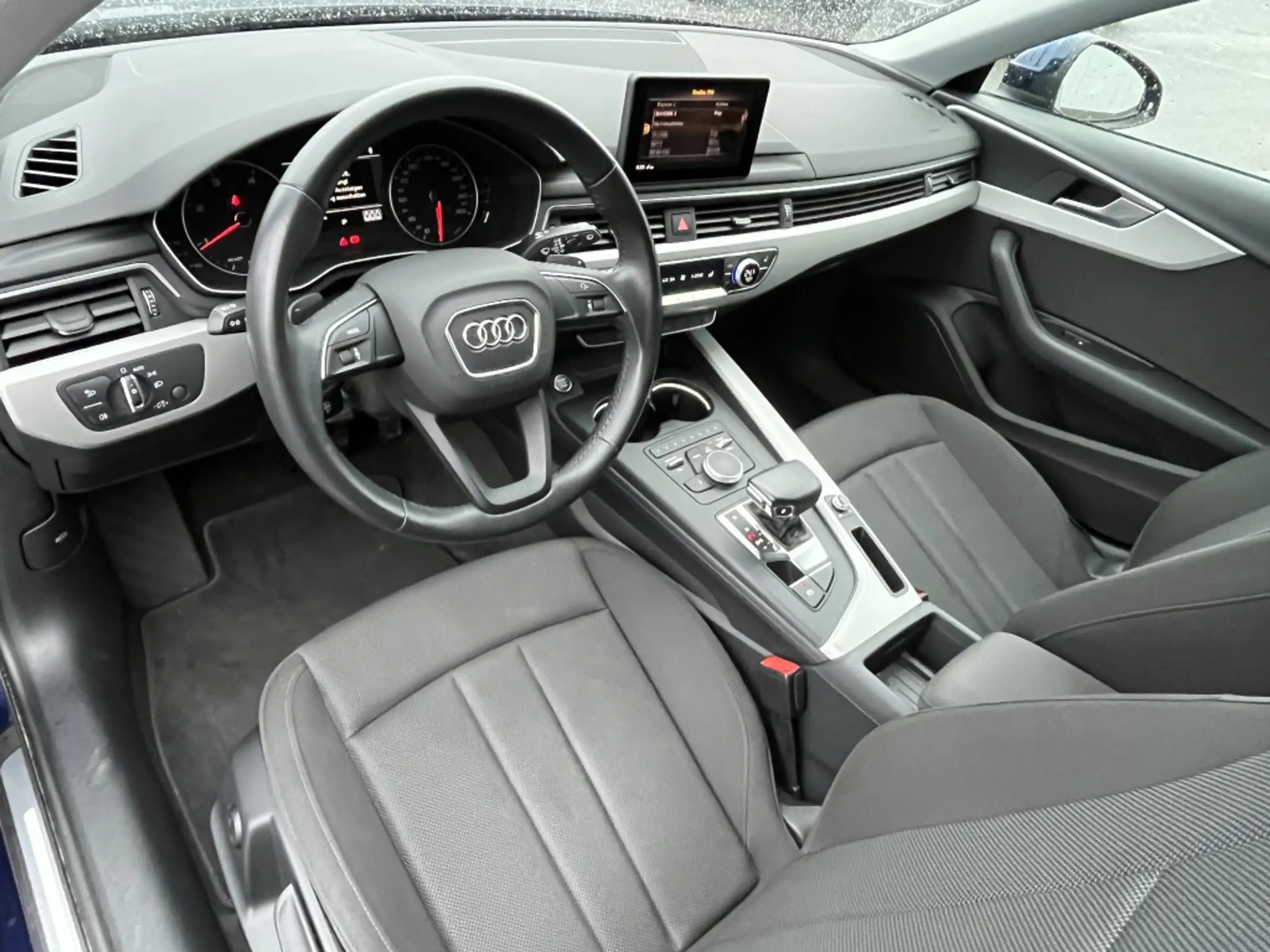 Audi - A4