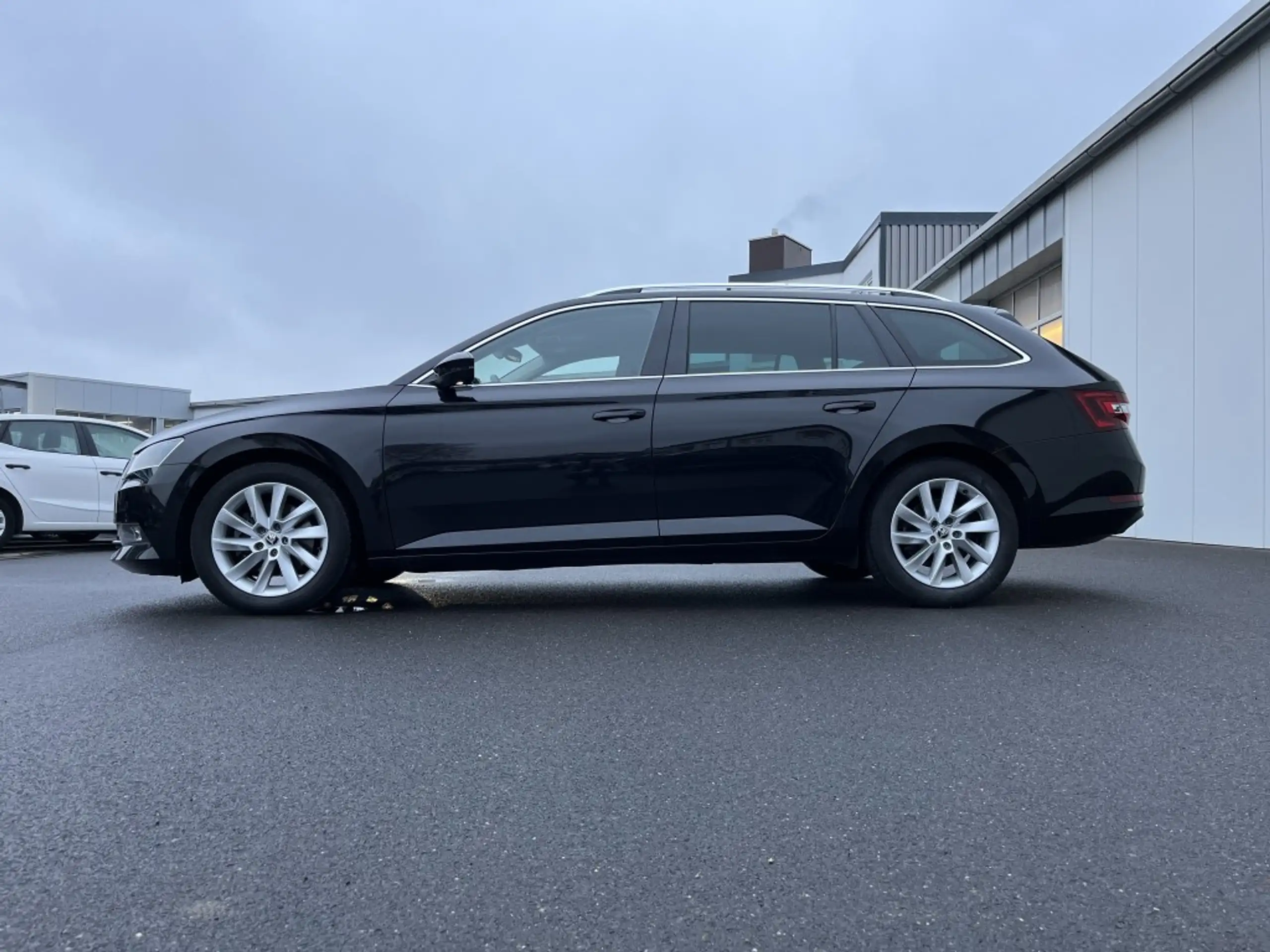 Skoda - Superb