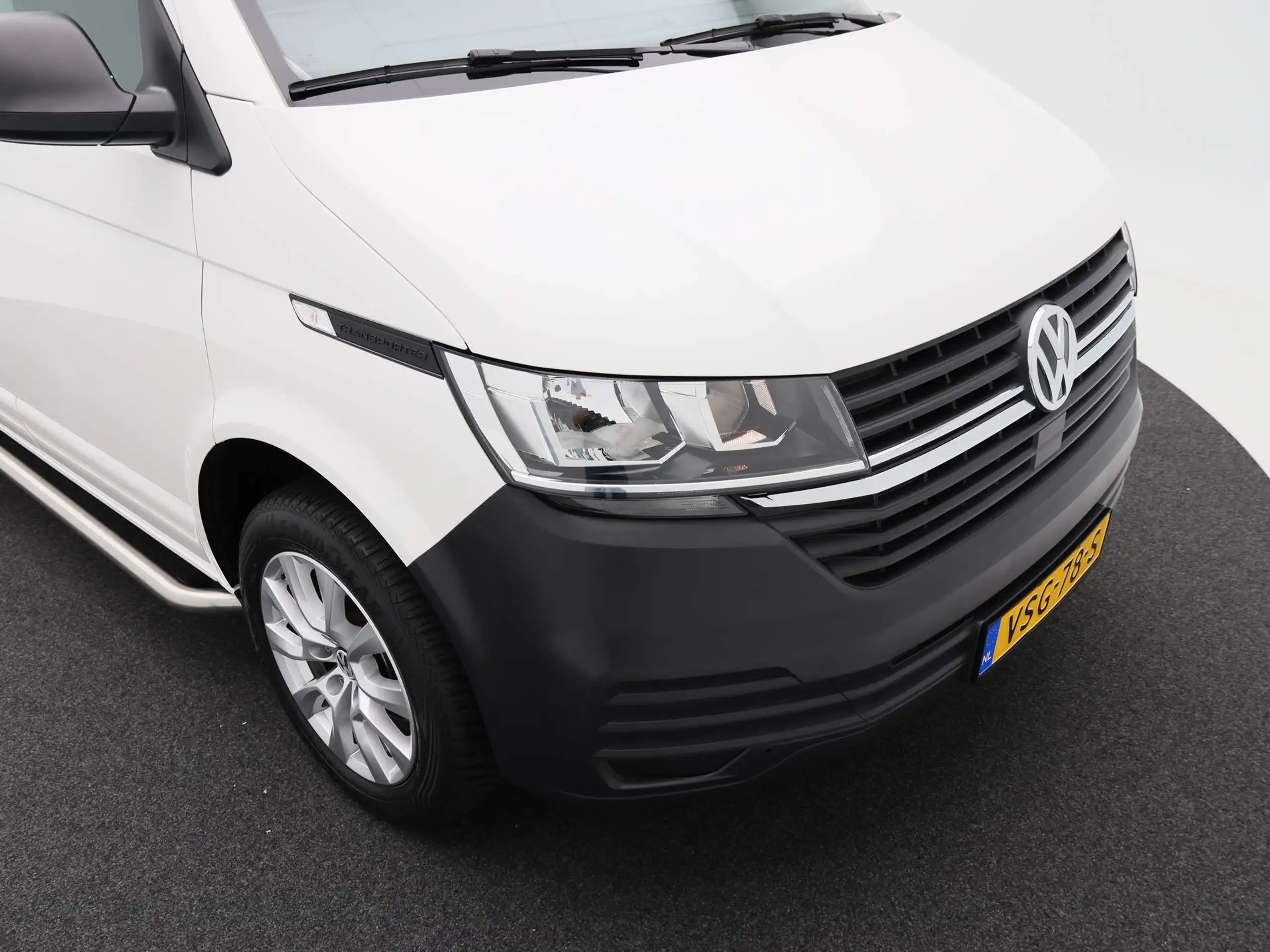 Volkswagen - T6.1 Transporter