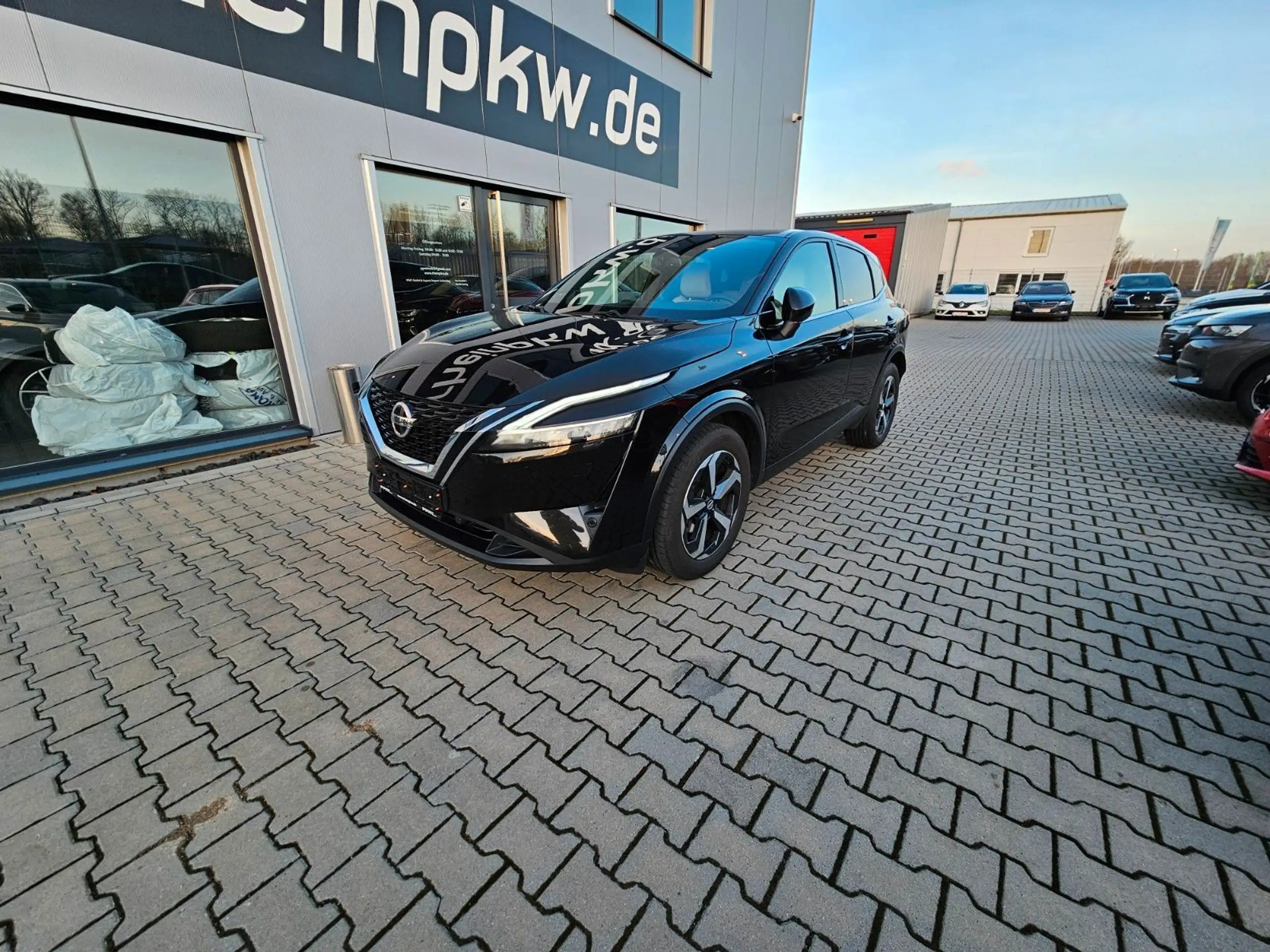 Nissan - Qashqai