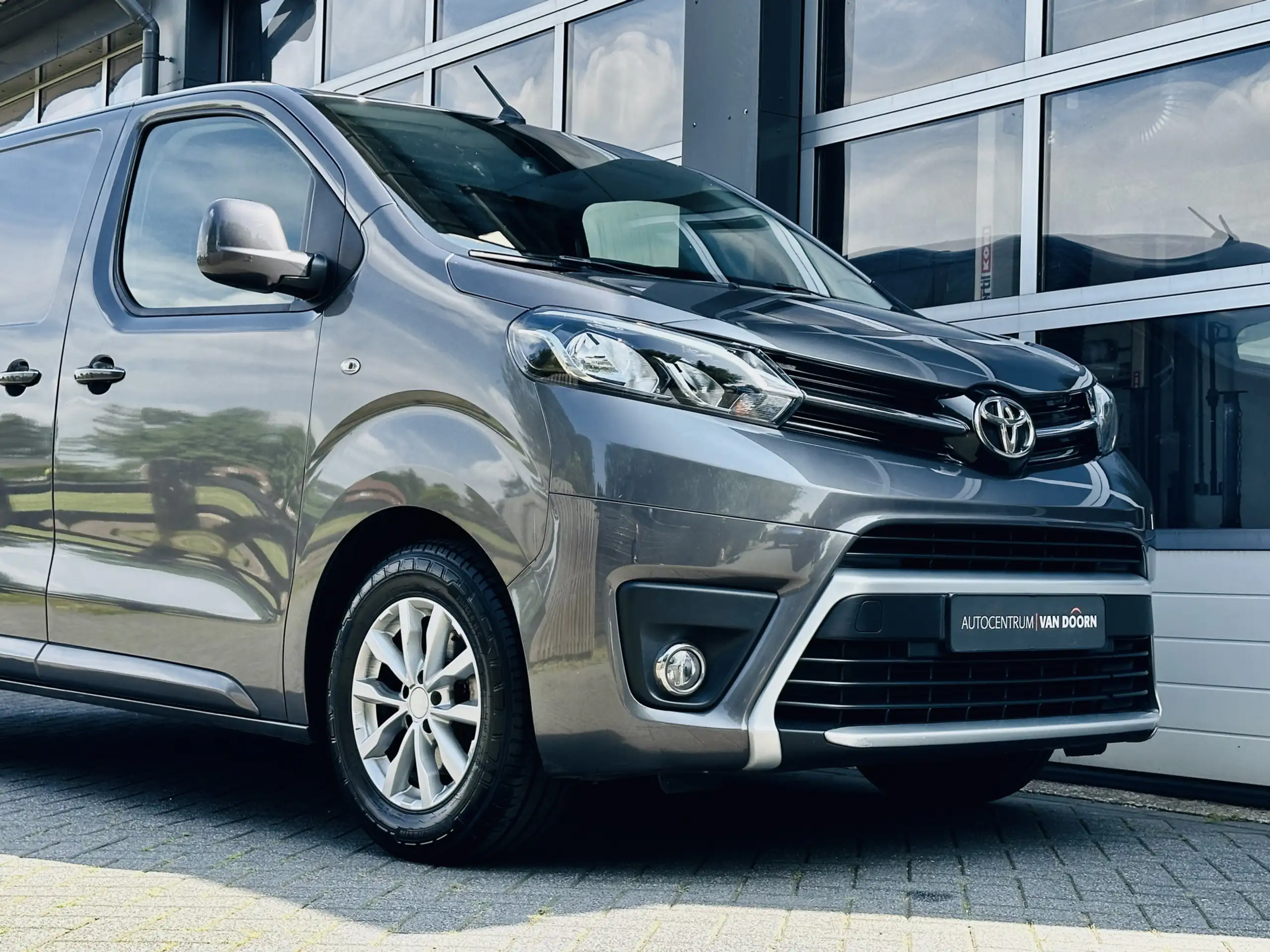 Toyota - Proace