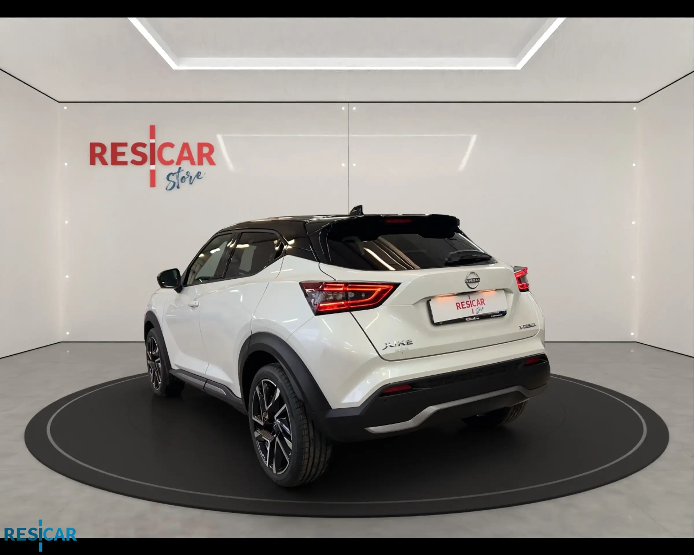 Nissan - Juke