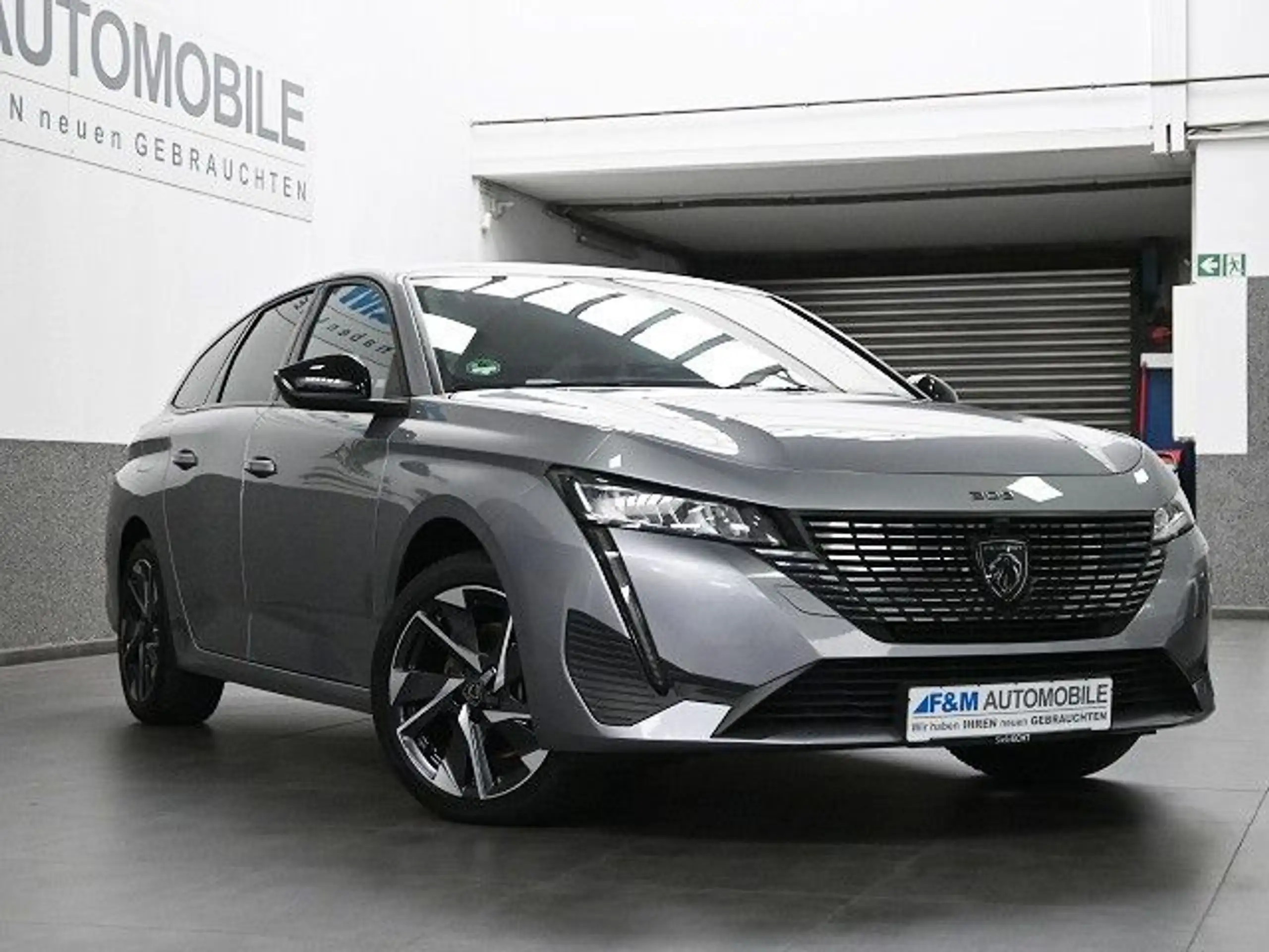 Peugeot - 308