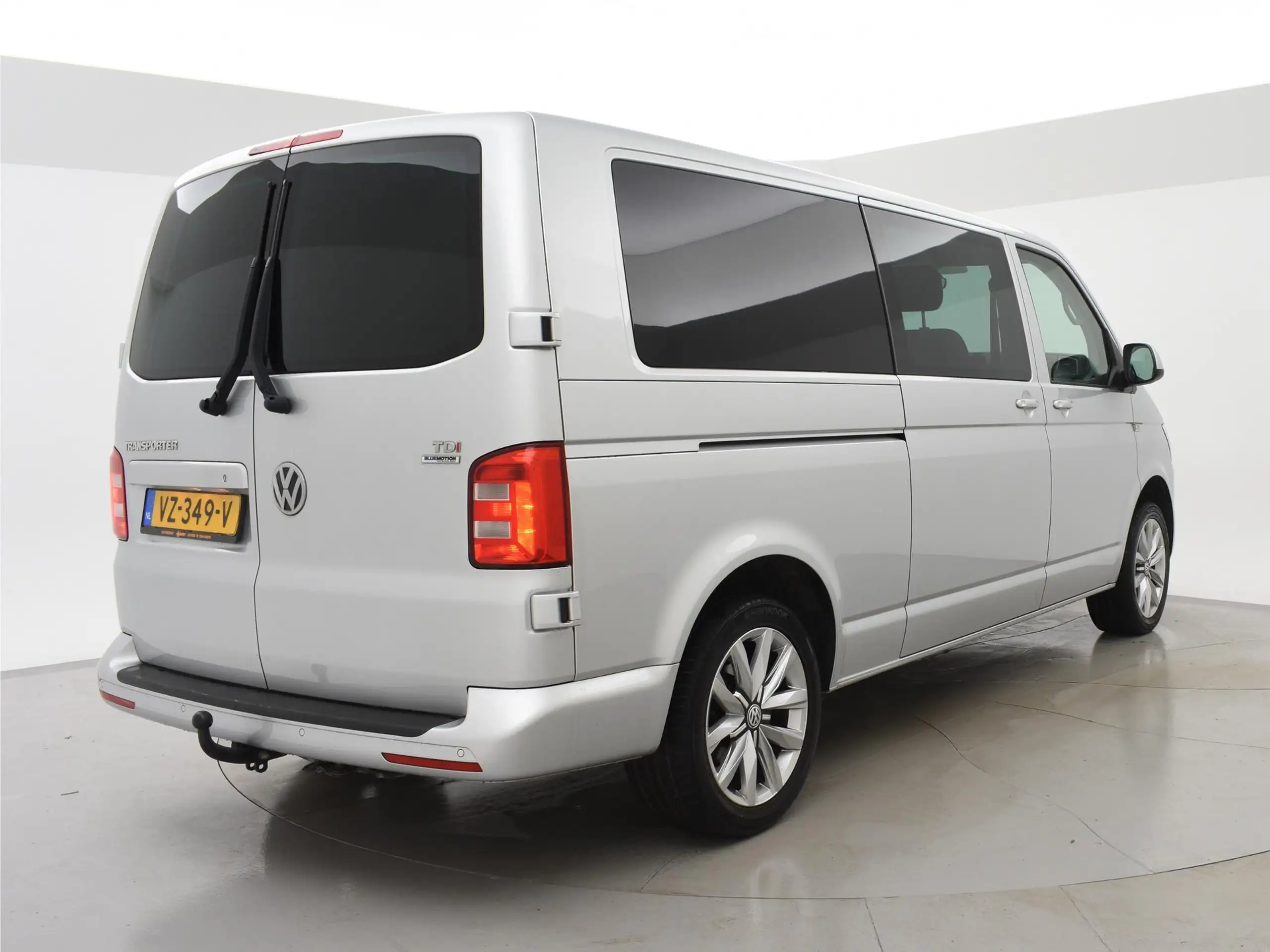 Volkswagen - T6 Transporter