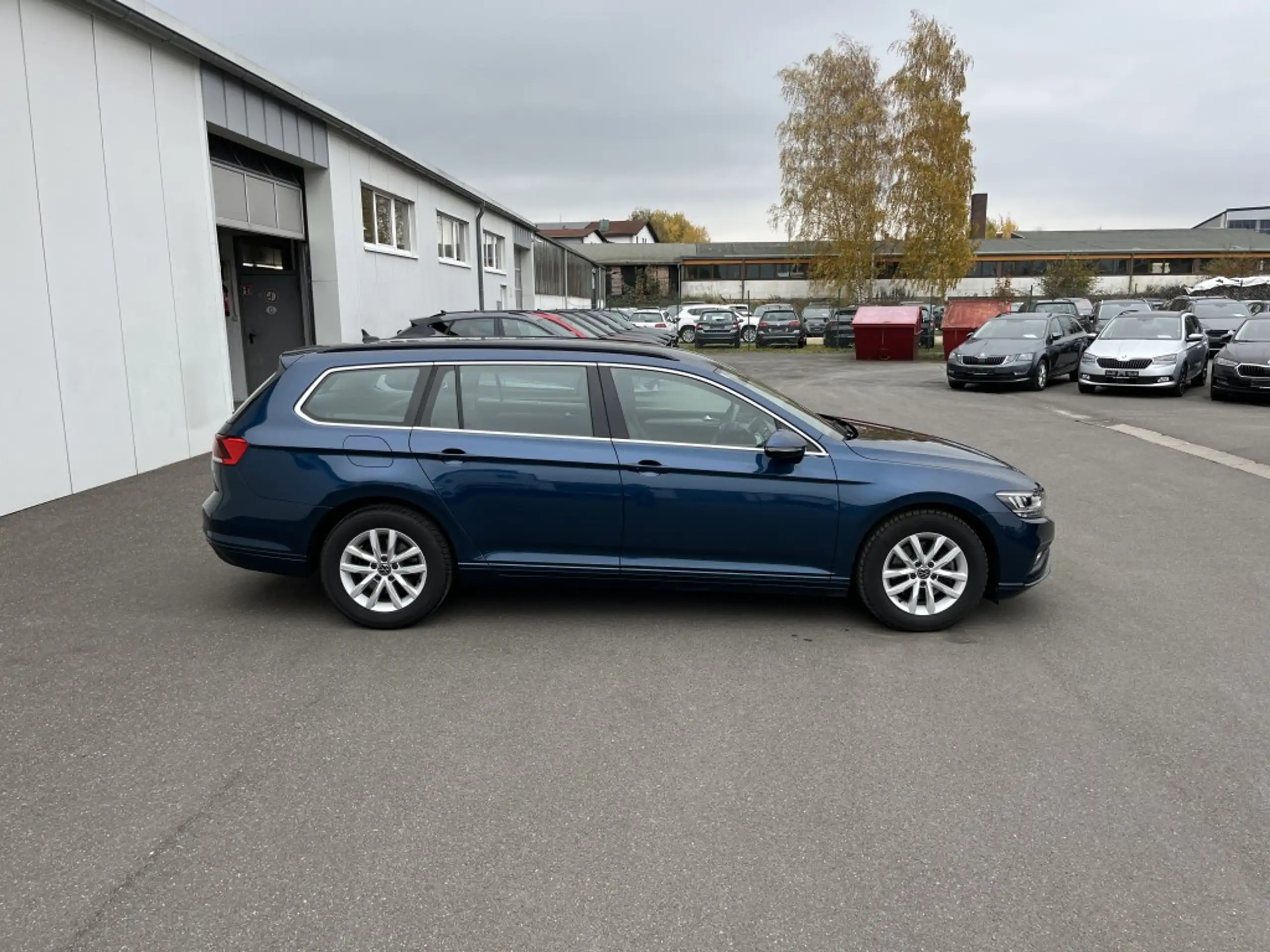 Volkswagen - Passat Variant