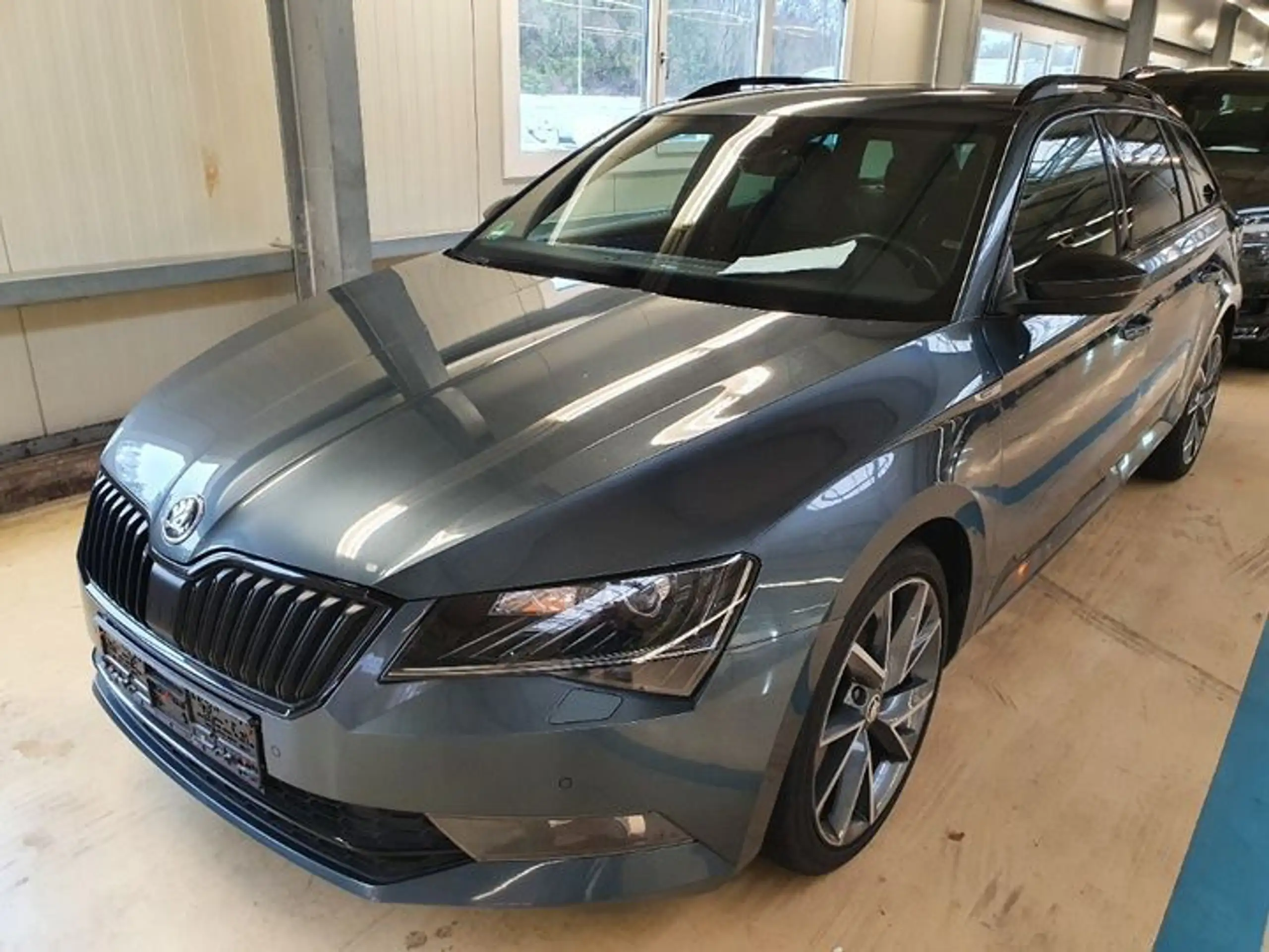 Skoda - Superb