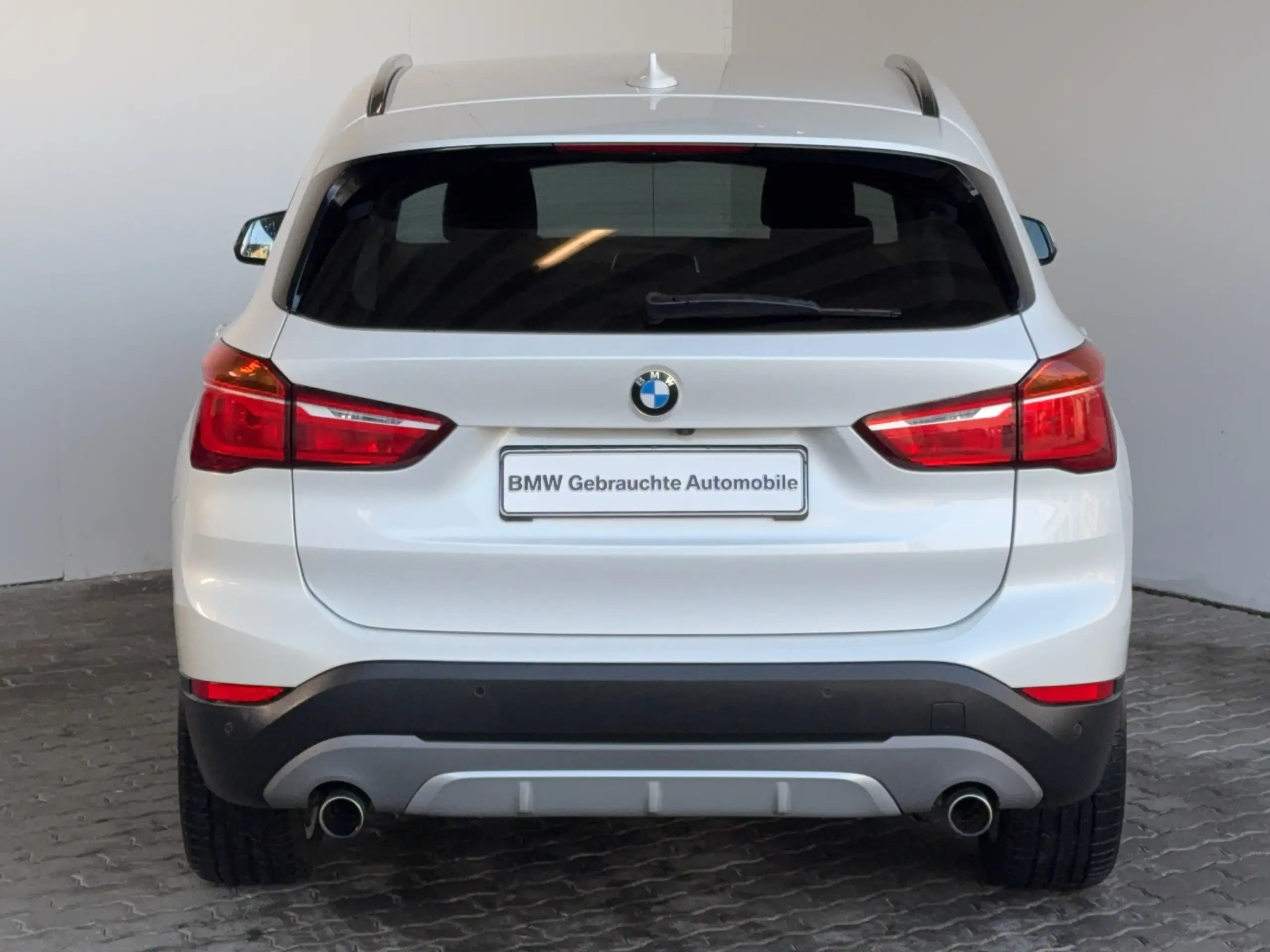 BMW - X1