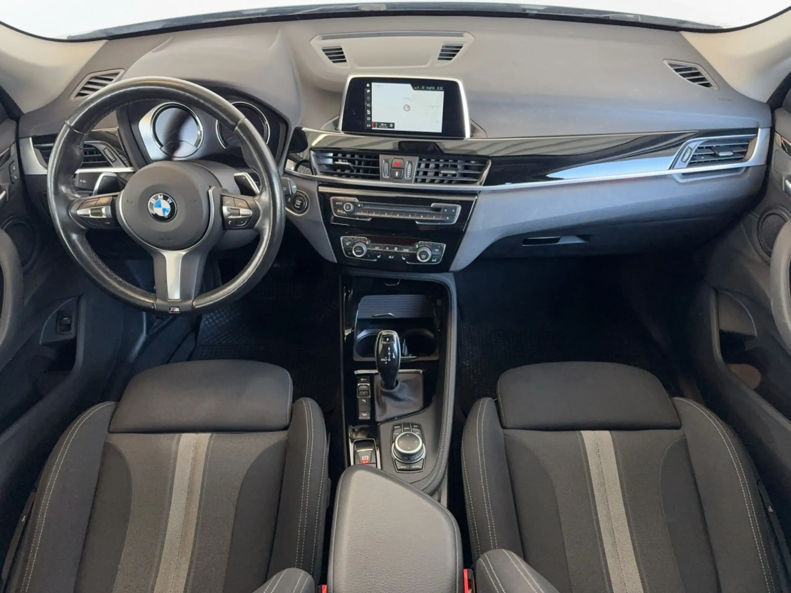 BMW - X1