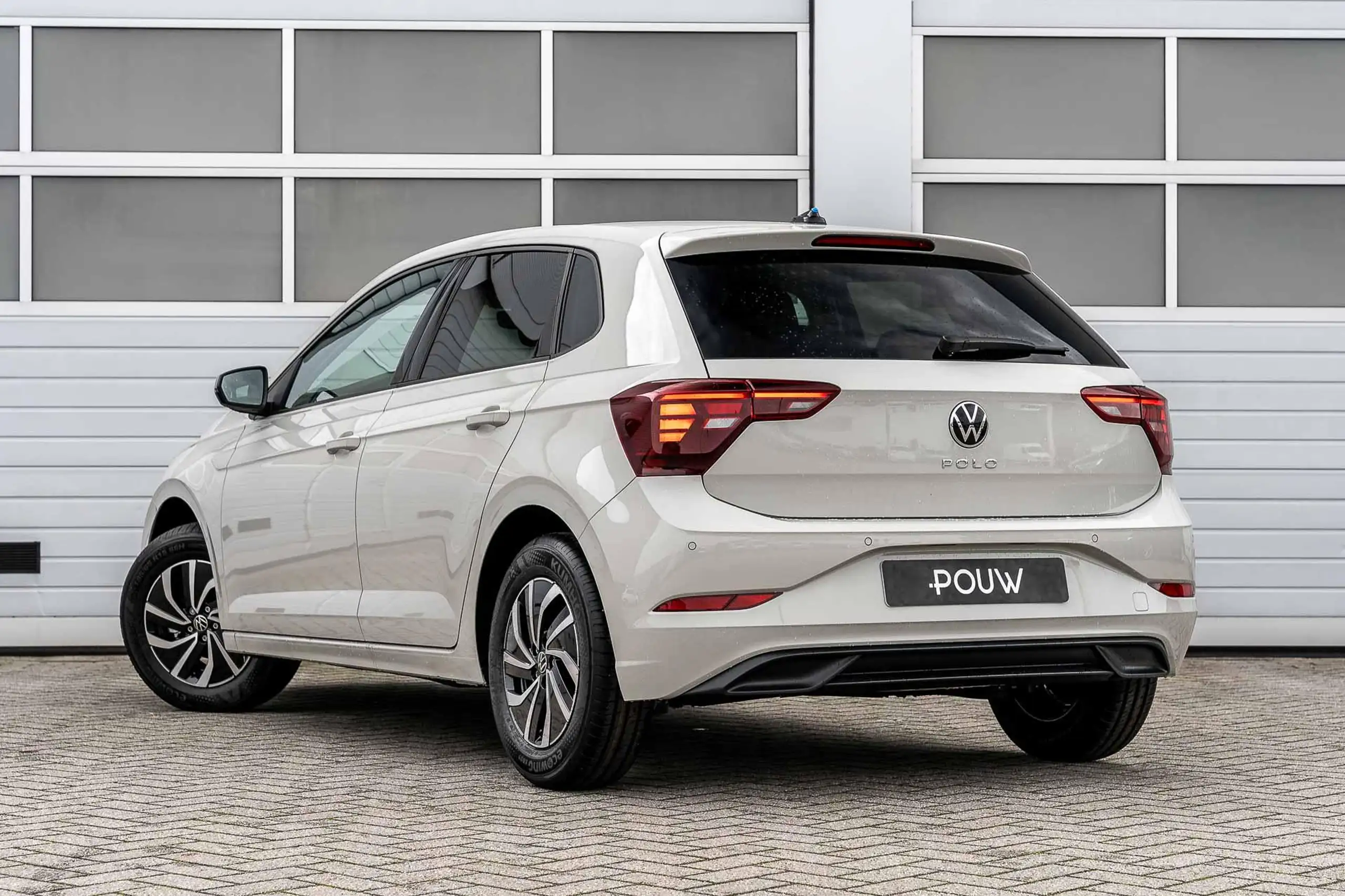 Volkswagen - Polo