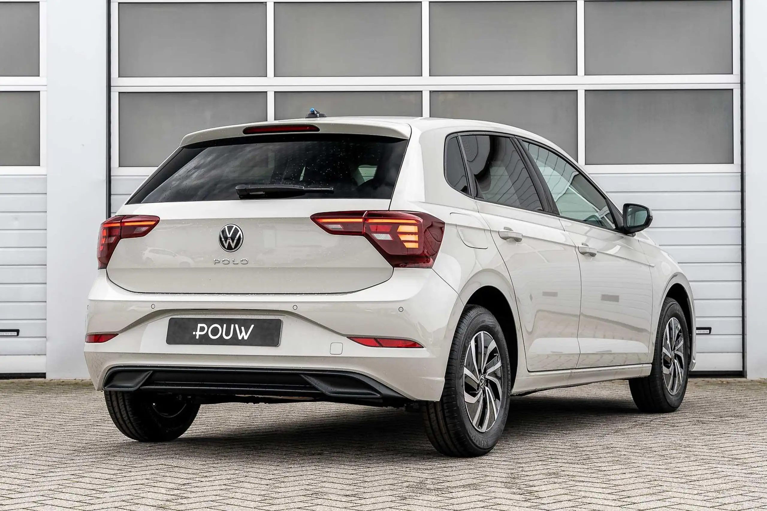 Volkswagen - Polo