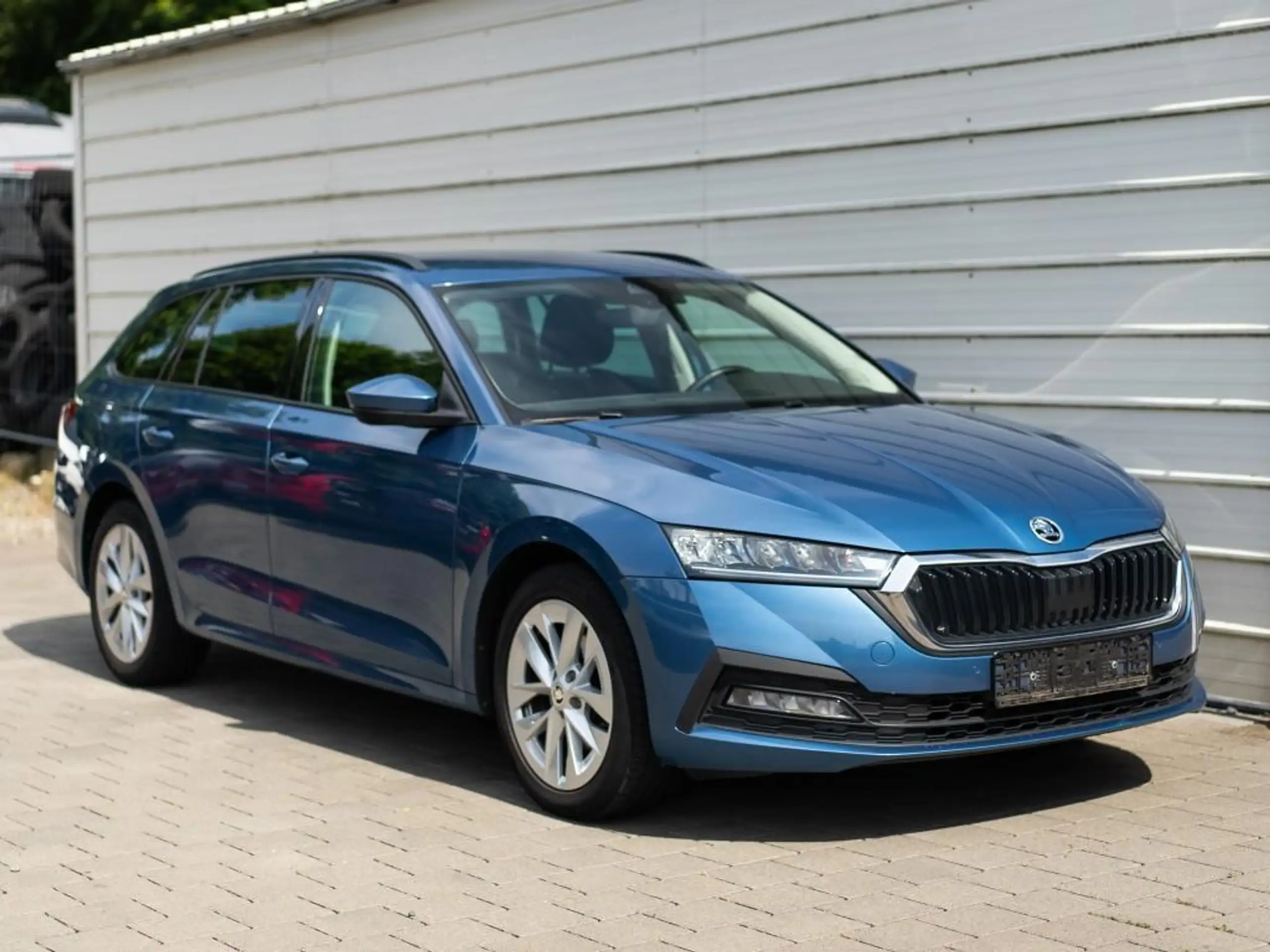 Skoda - Octavia