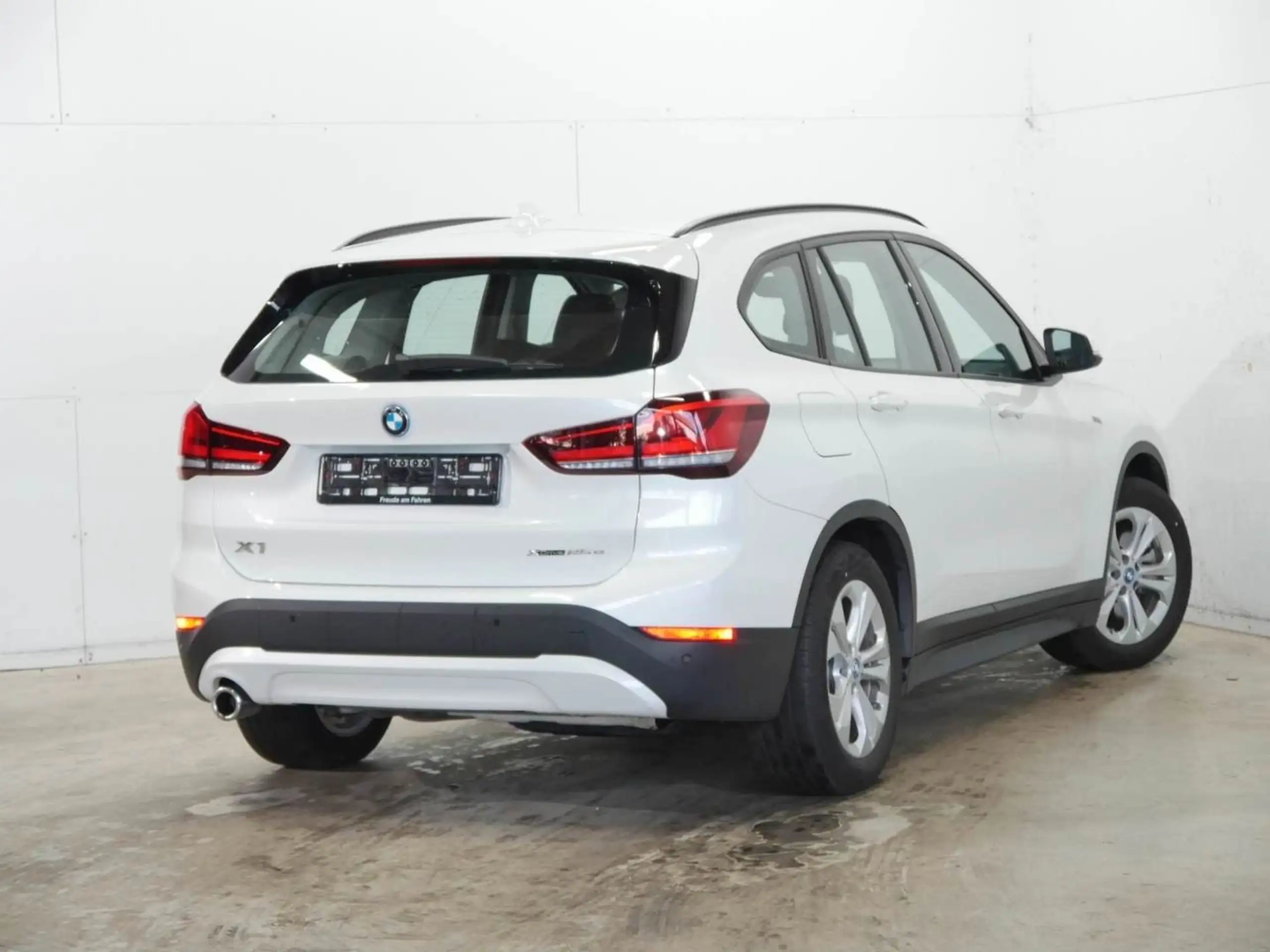 BMW - X1