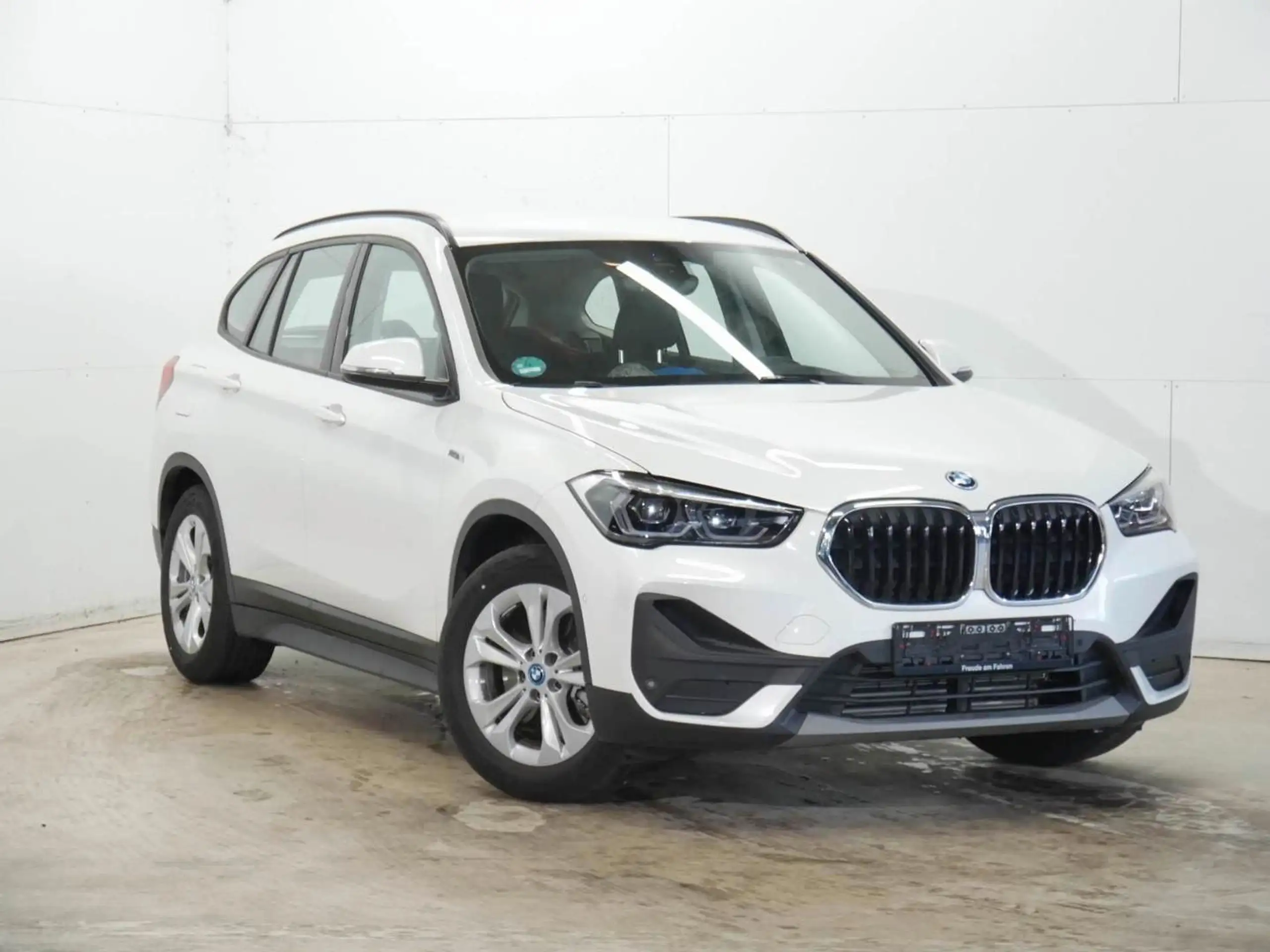 BMW - X1