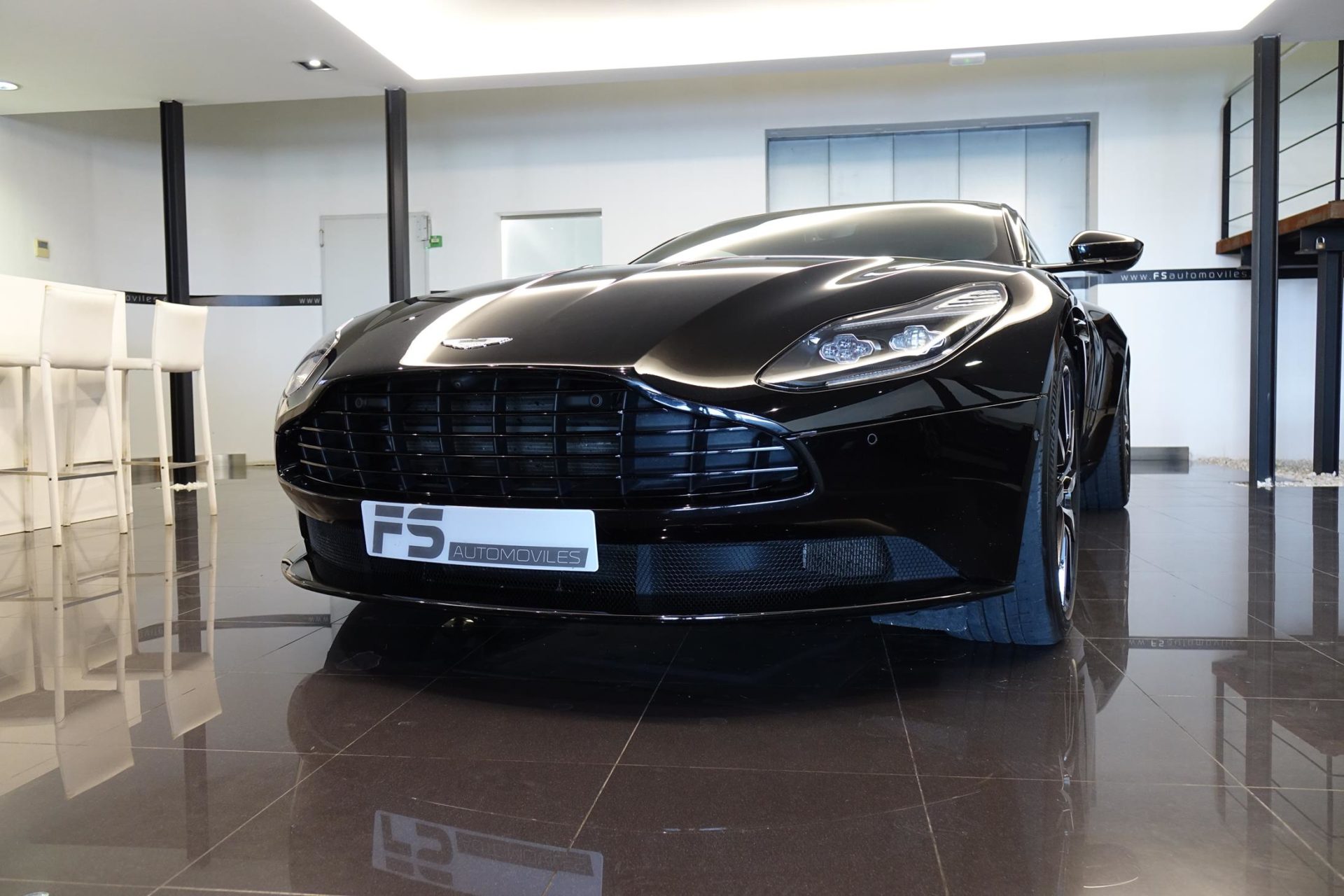 Aston Martin - DB11