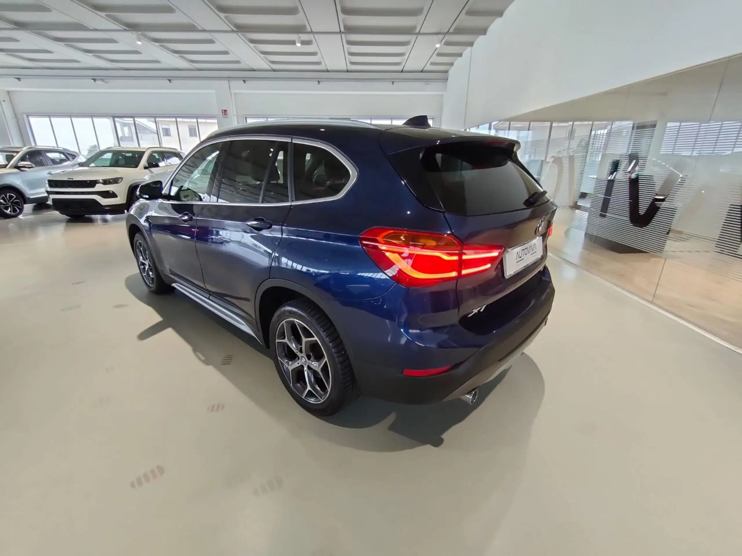 BMW - X1