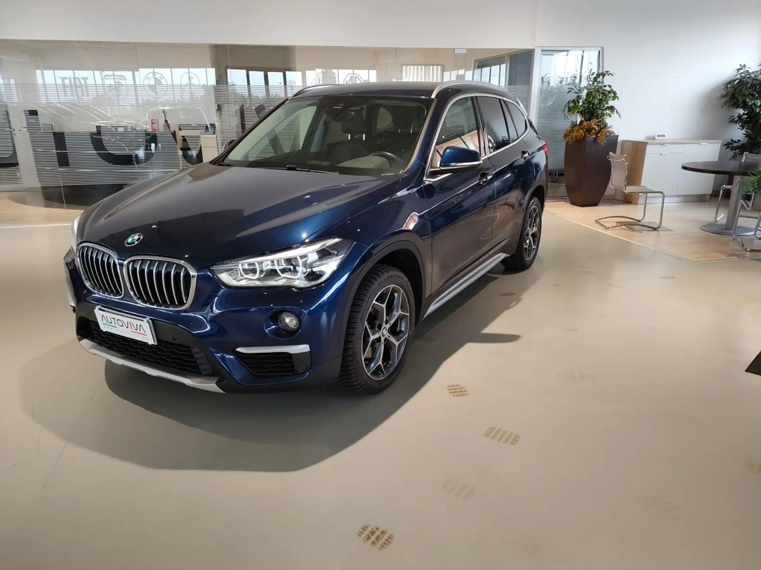 BMW - X1