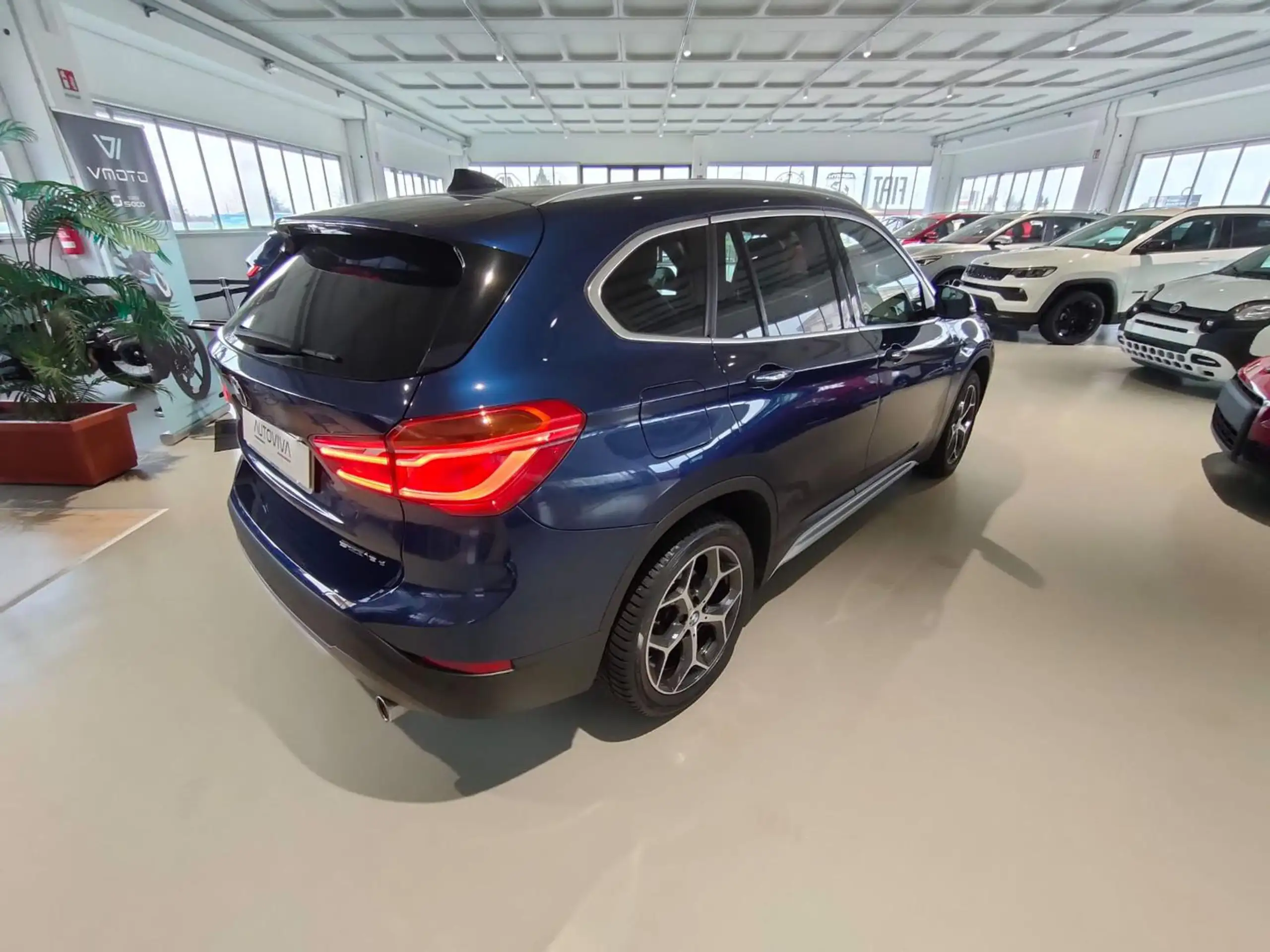 BMW - X1