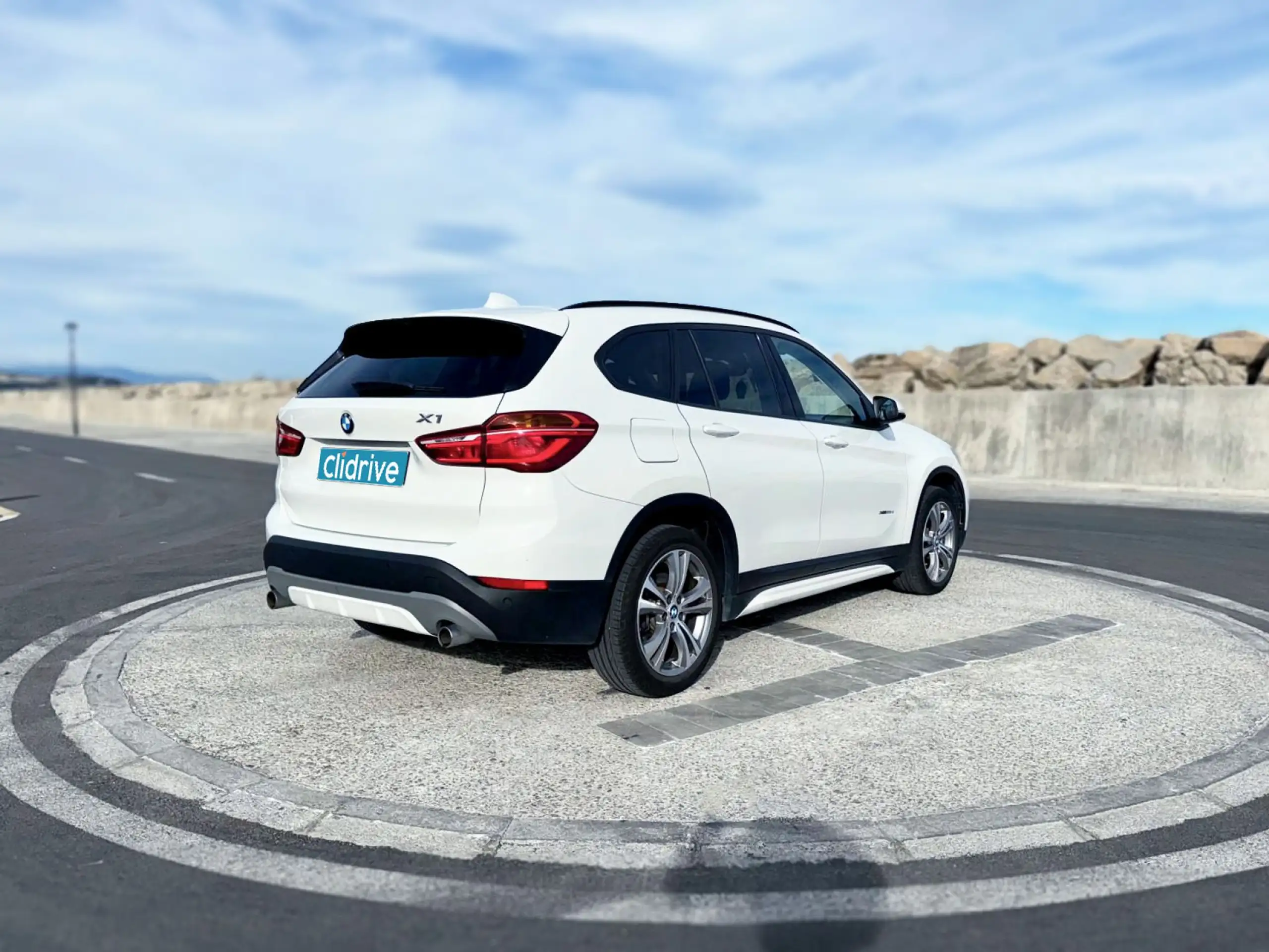 BMW - X1