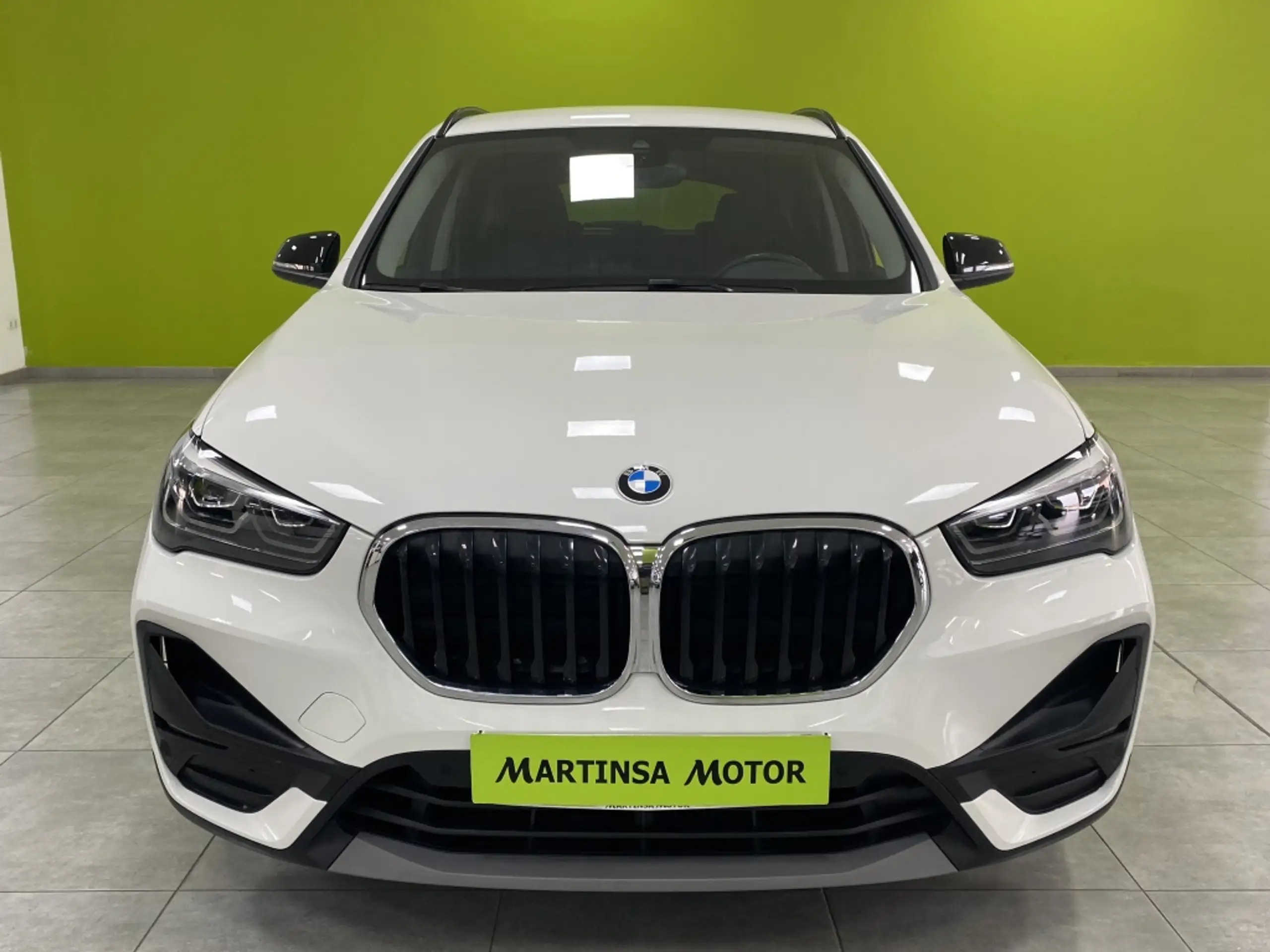 BMW - X1