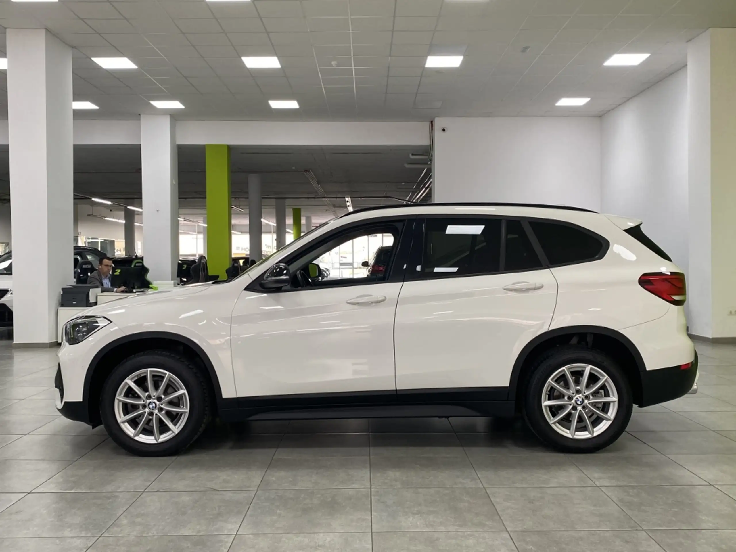 BMW - X1