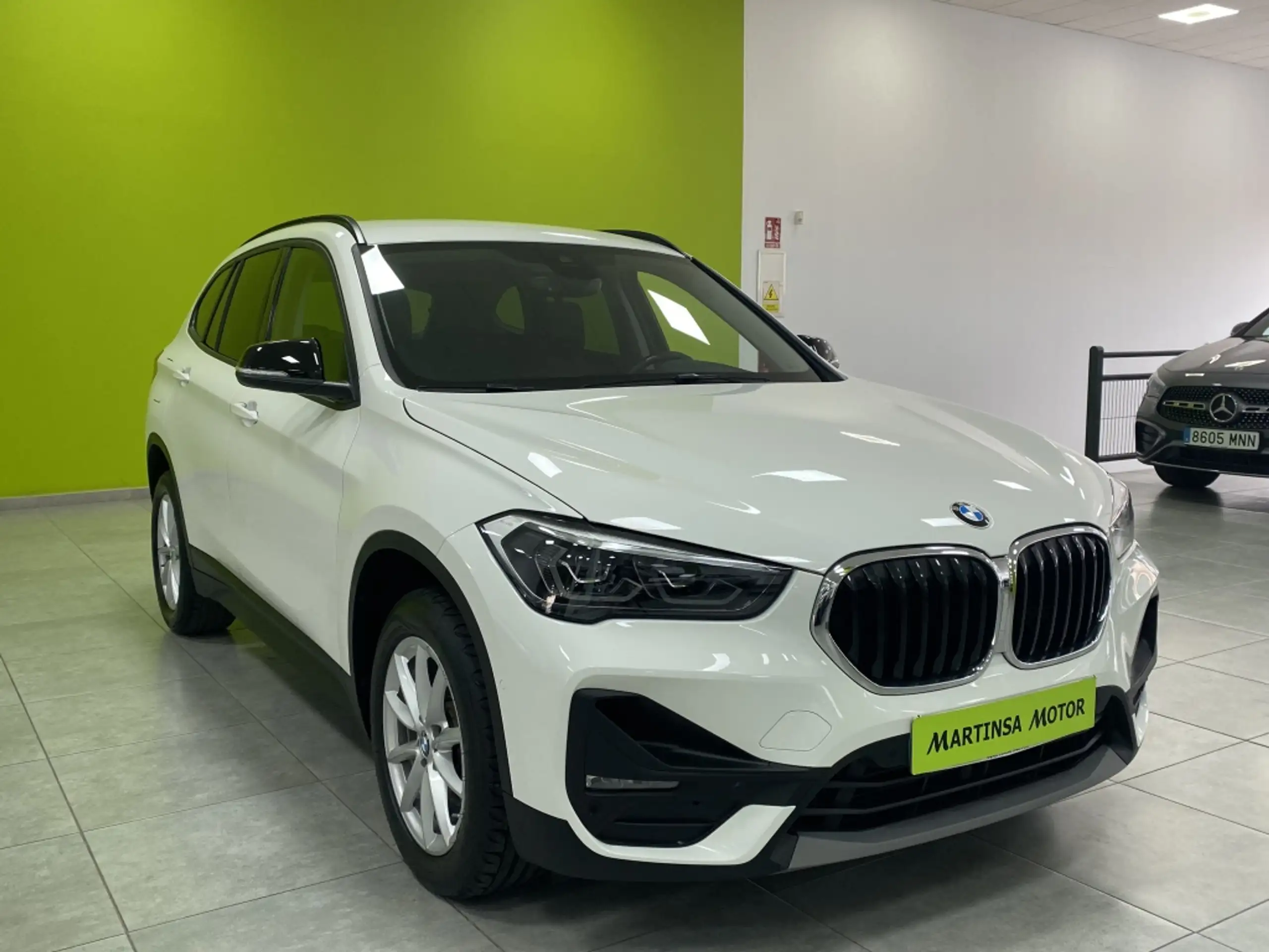 BMW - X1