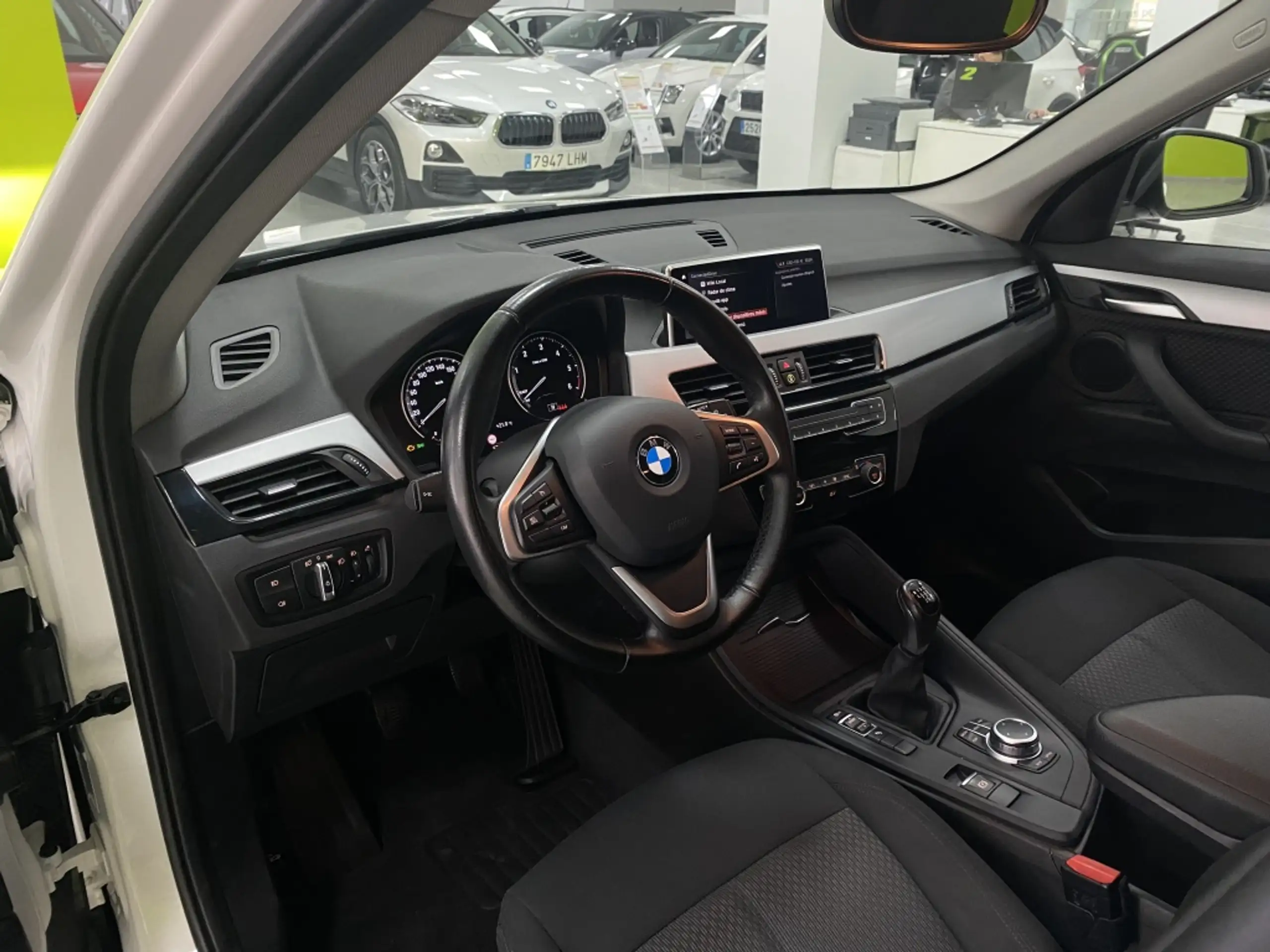 BMW - X1