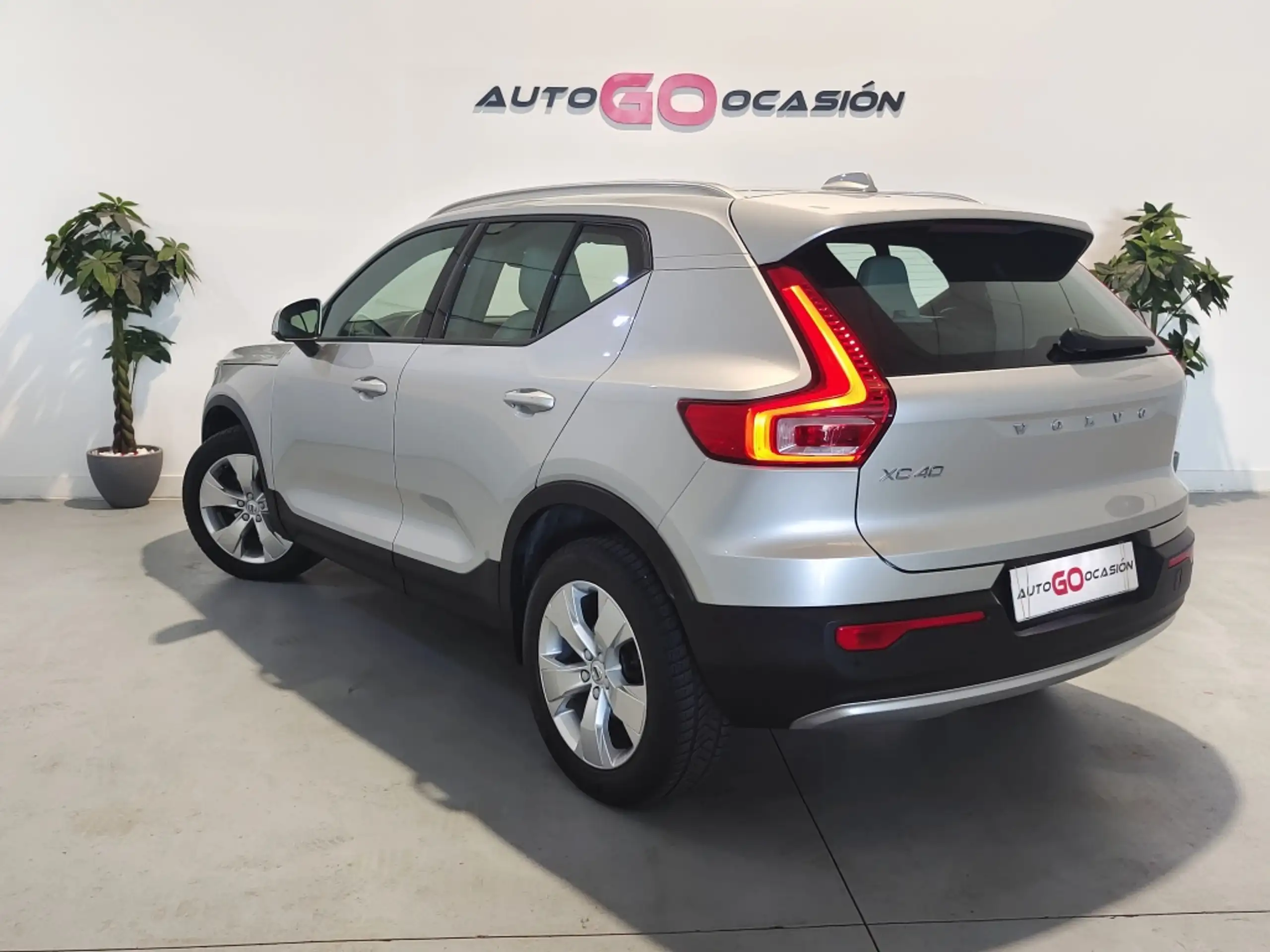 Volvo - XC40