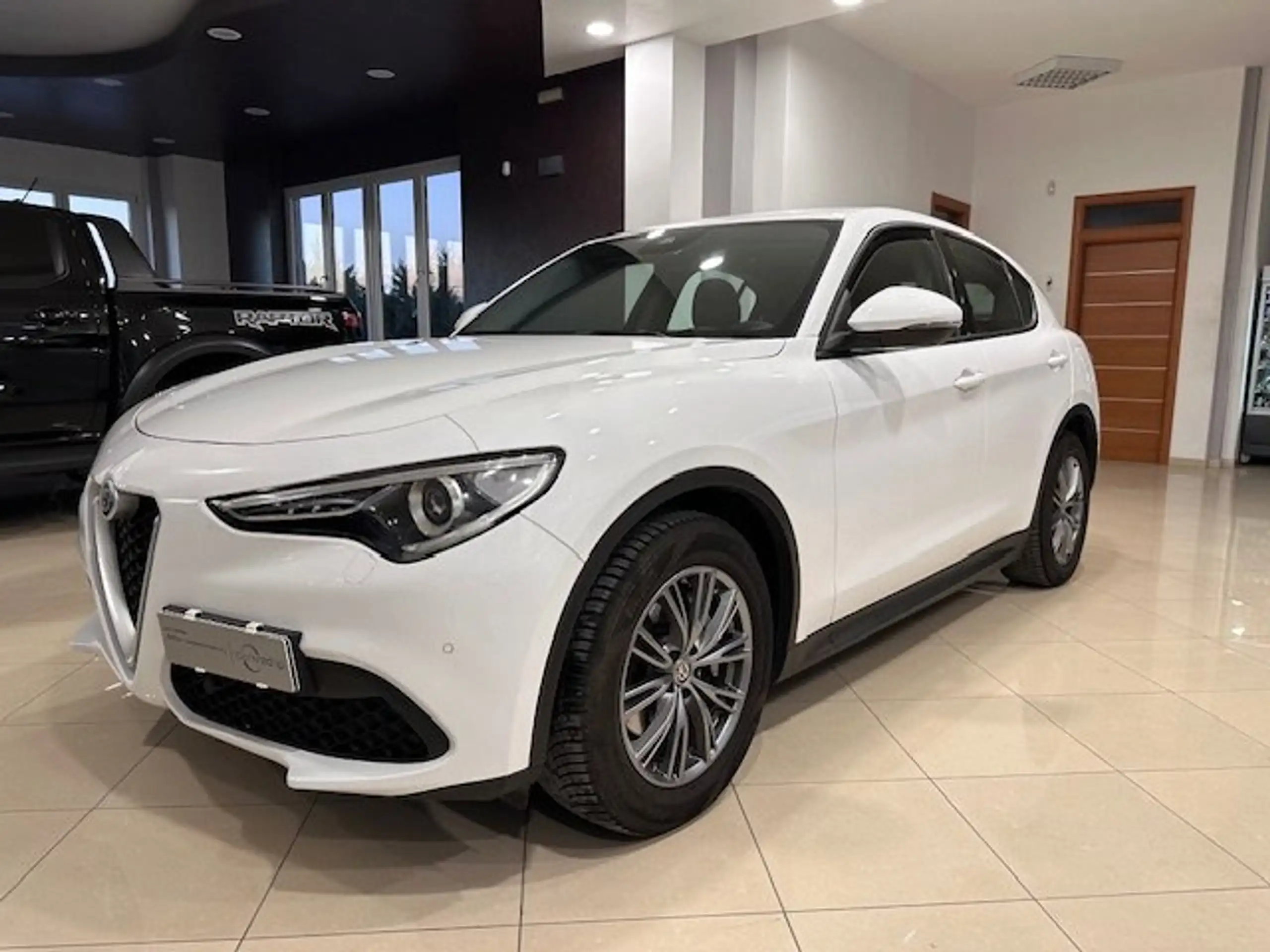 Alfa Romeo Stelvio 2019