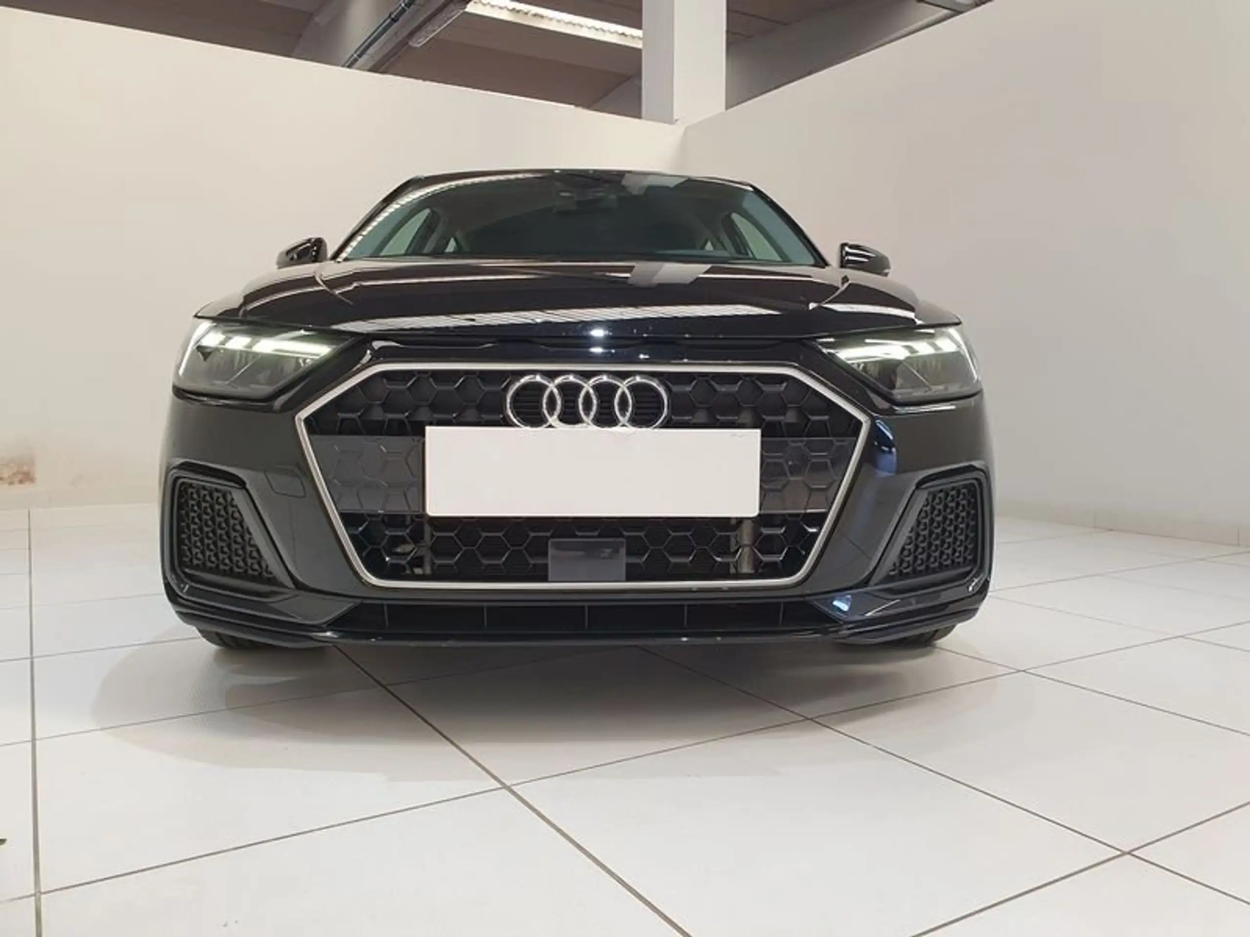 Audi - A1