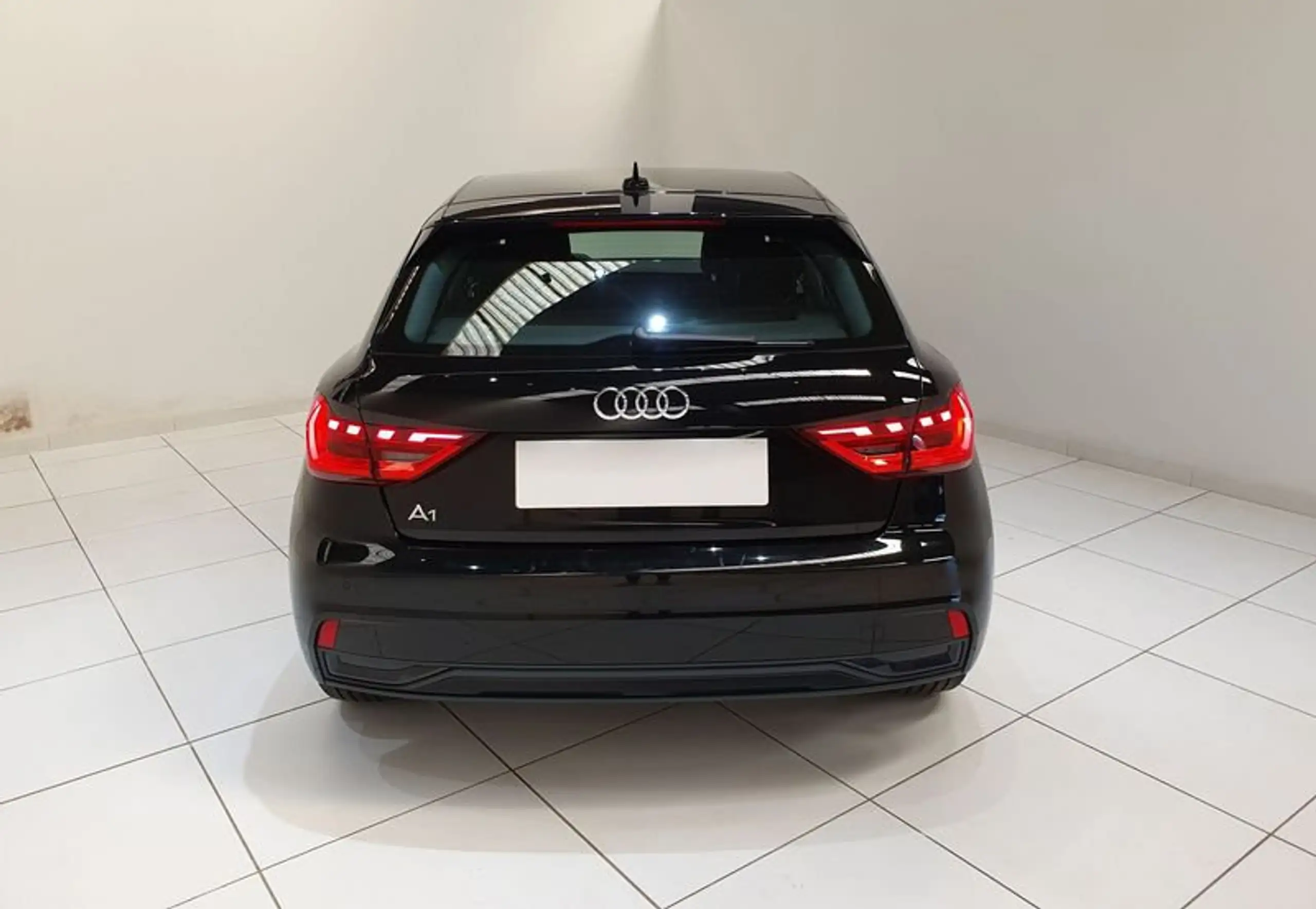 Audi - A1