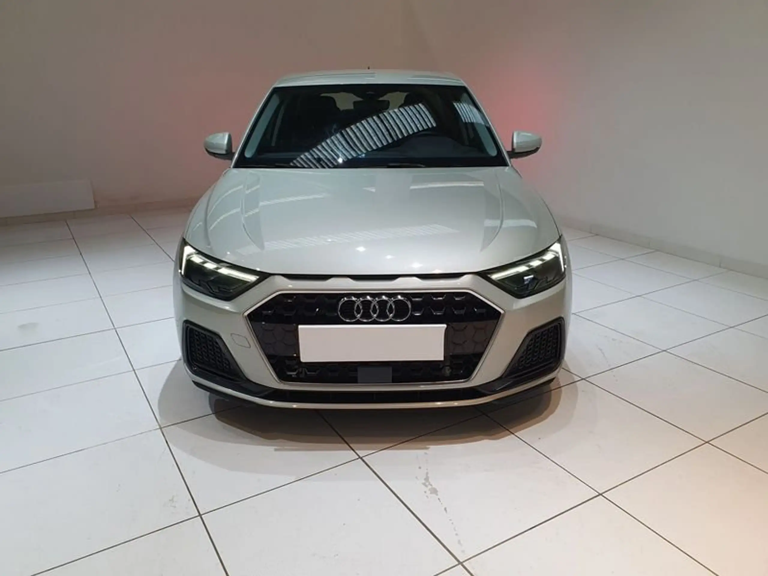 Audi - A1