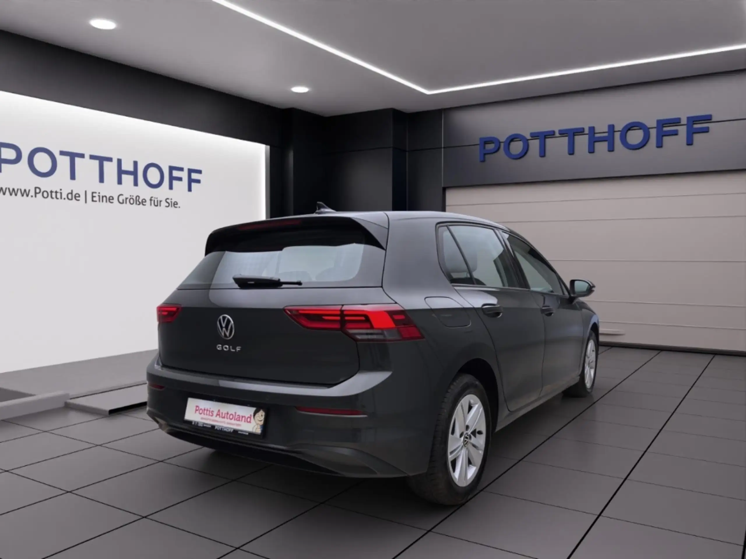 Volkswagen - Golf