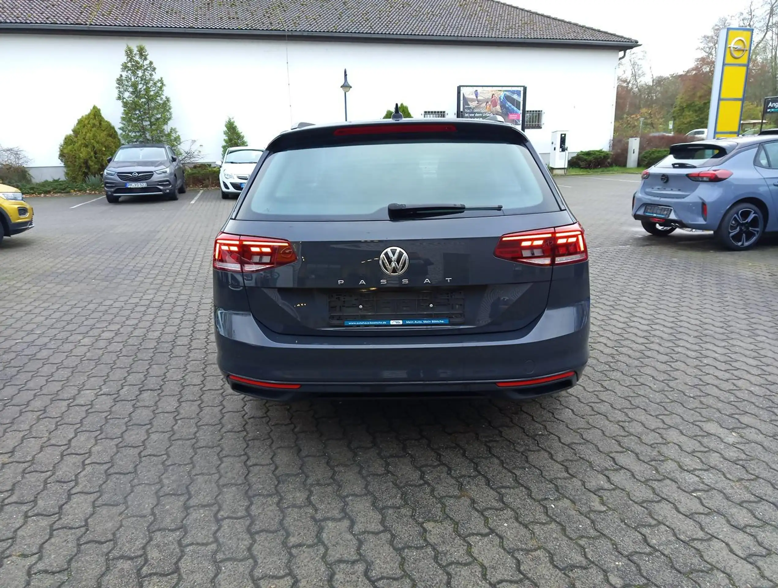 Volkswagen - Passat Variant