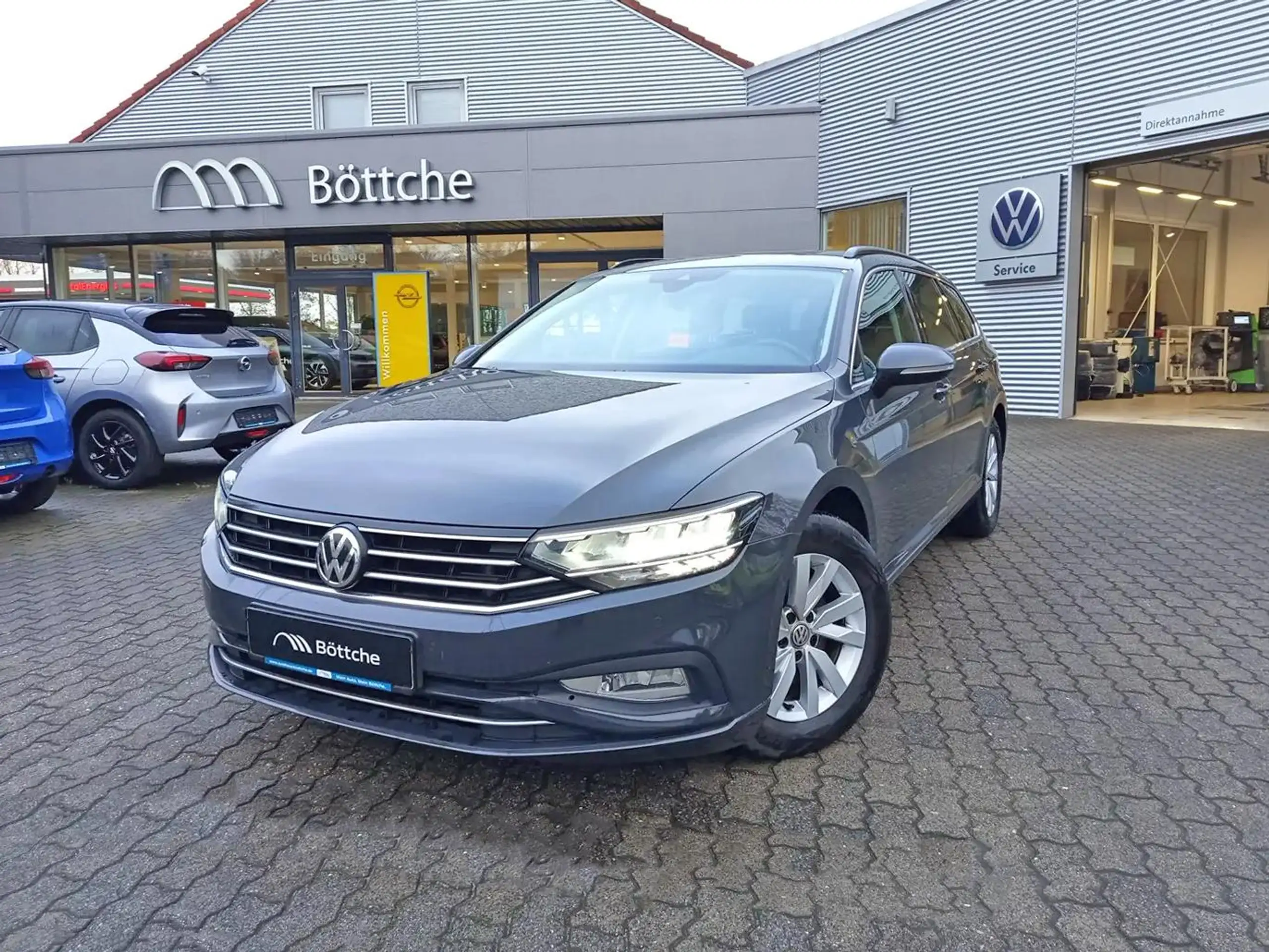 Volkswagen - Passat Variant