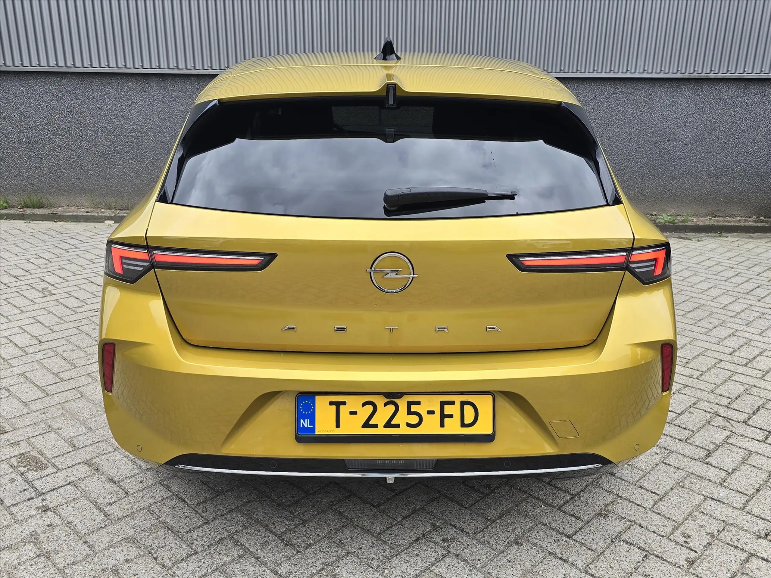 Opel - Astra