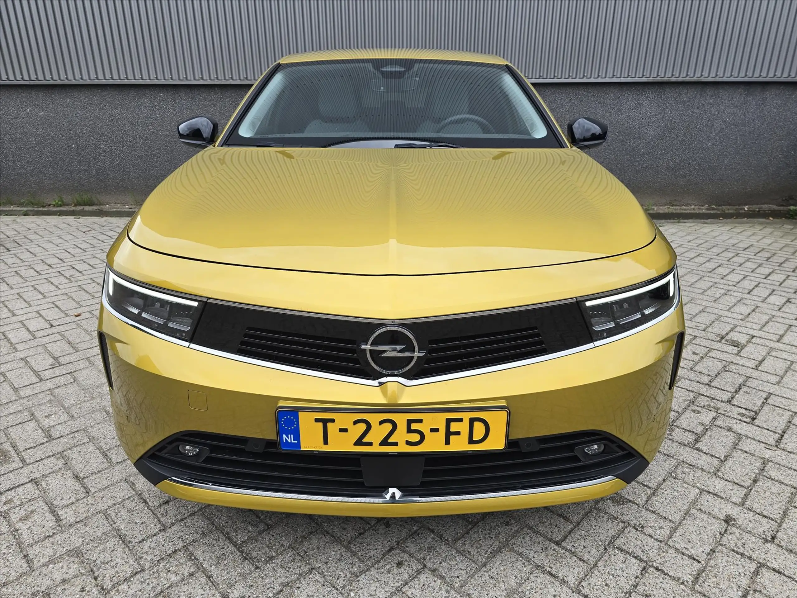 Opel - Astra