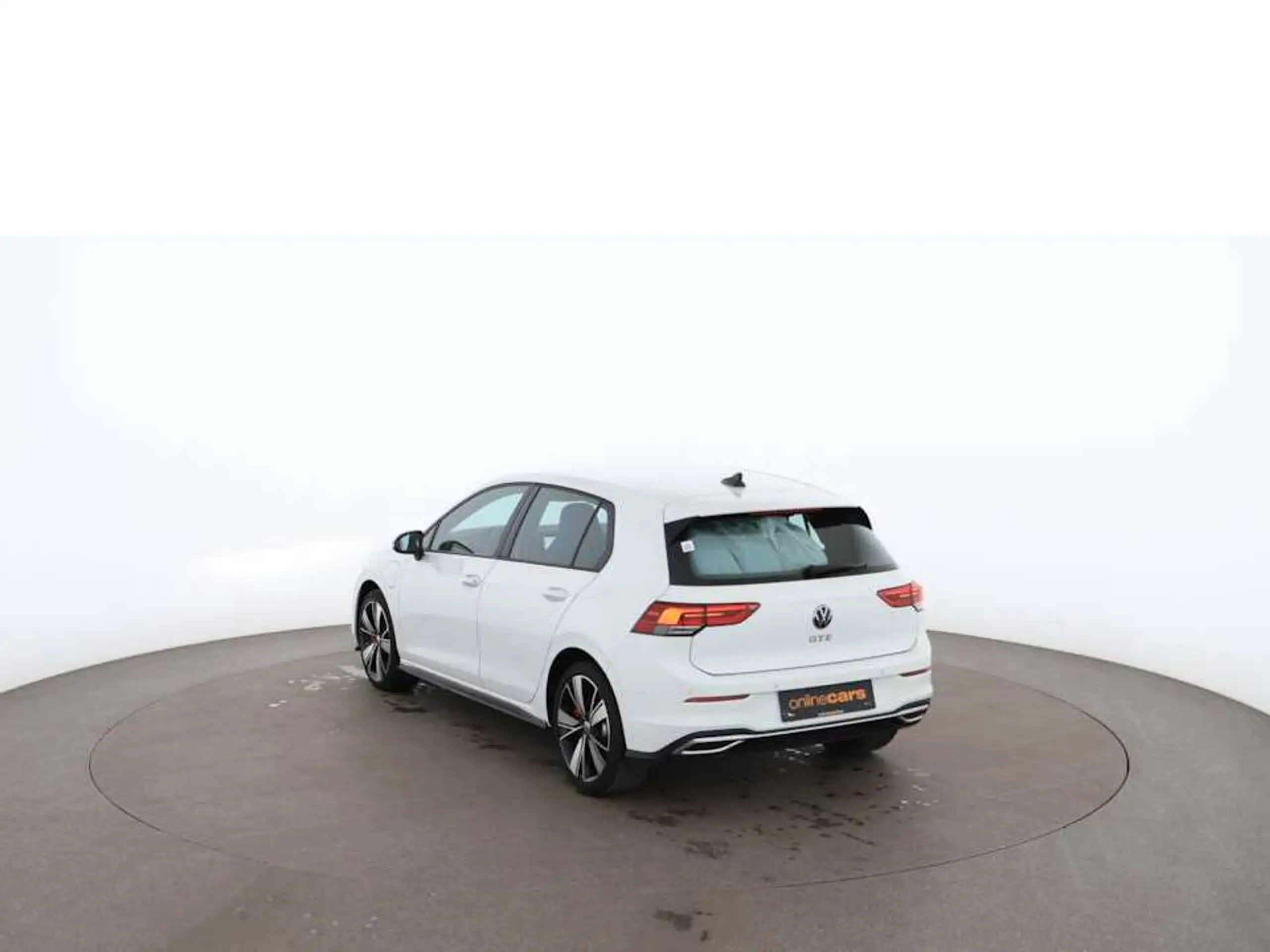 Volkswagen - Golf