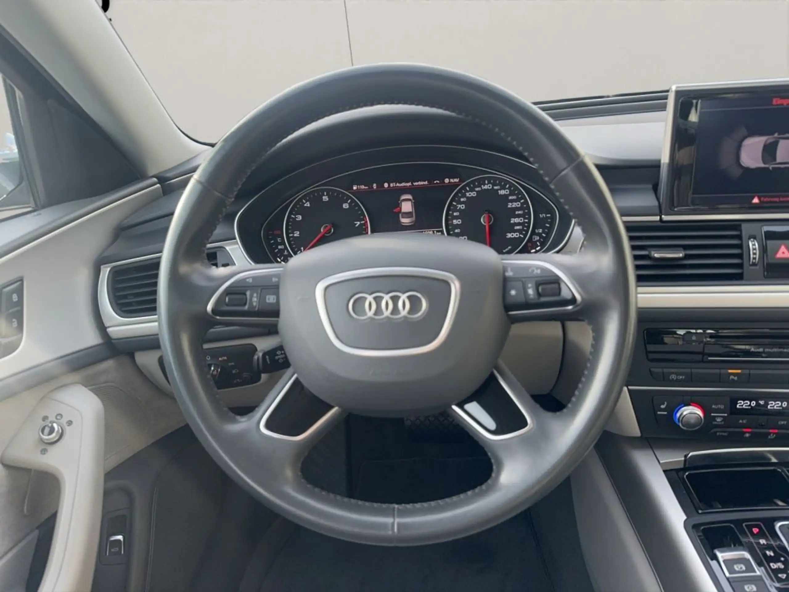 Audi - A6