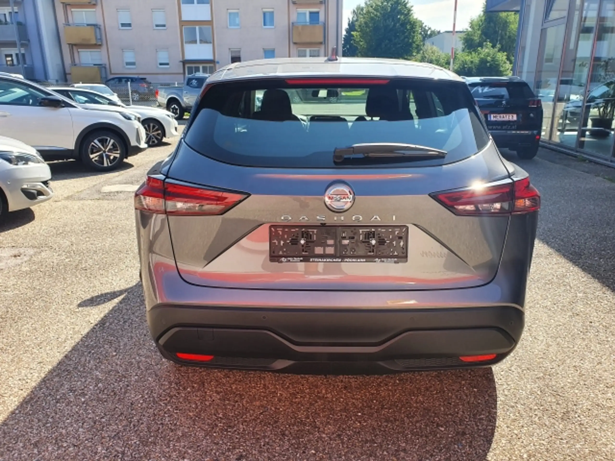 Nissan - Qashqai