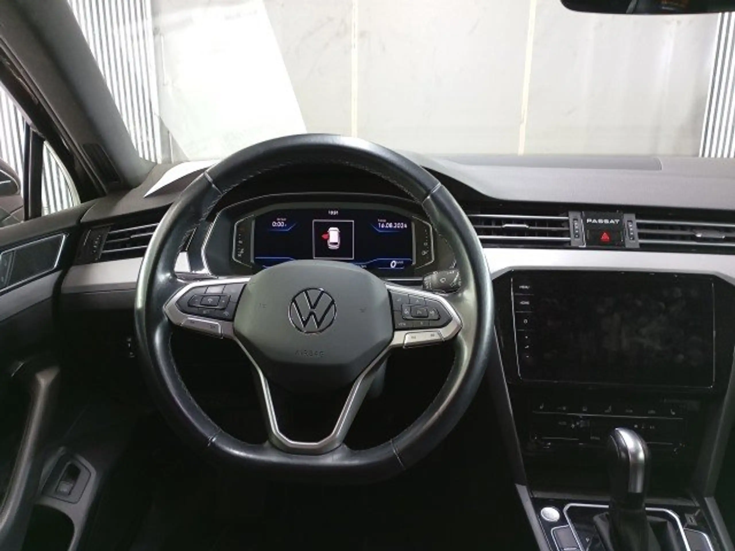 Volkswagen - Passat Variant