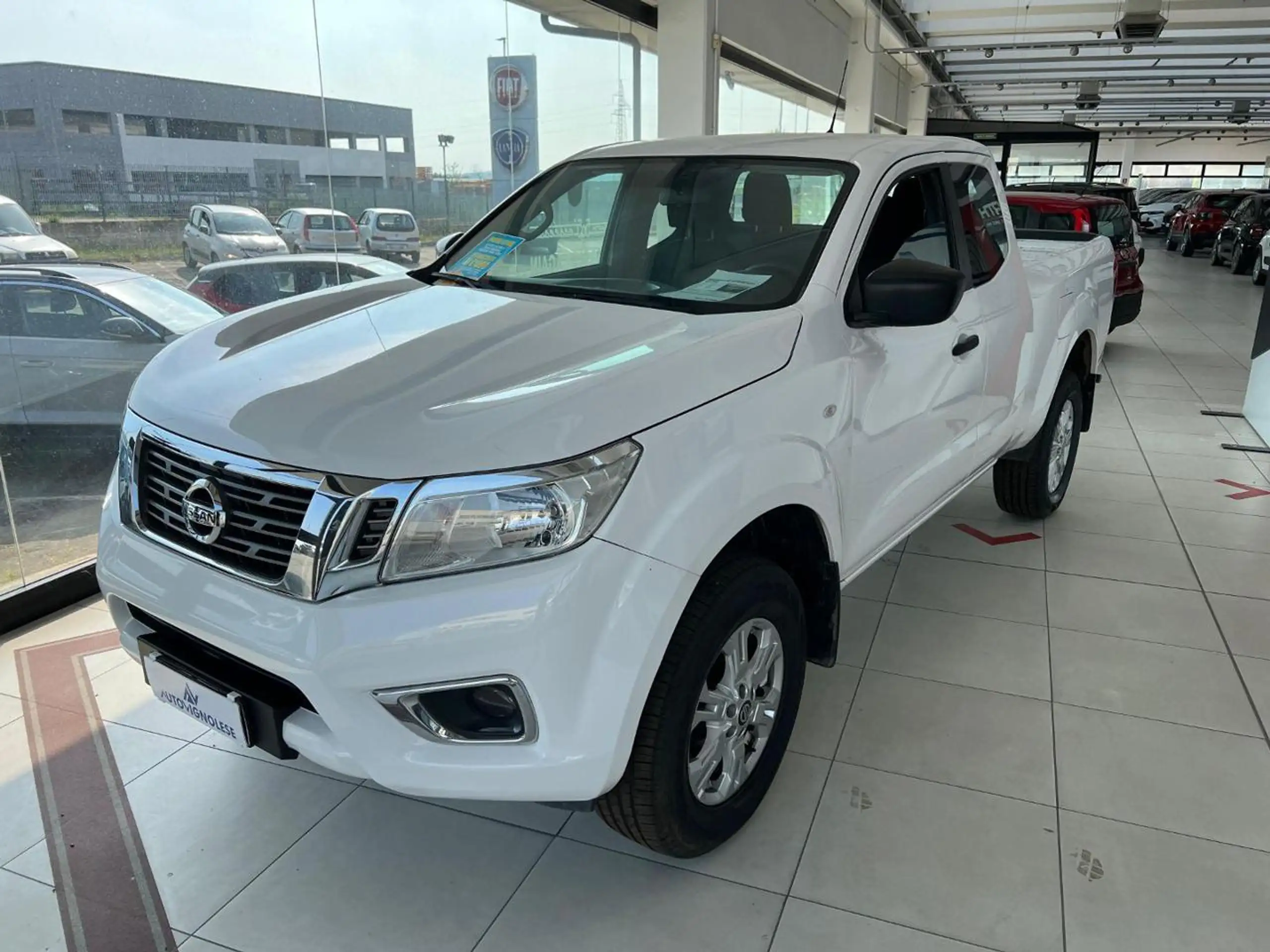 Nissan - Navara