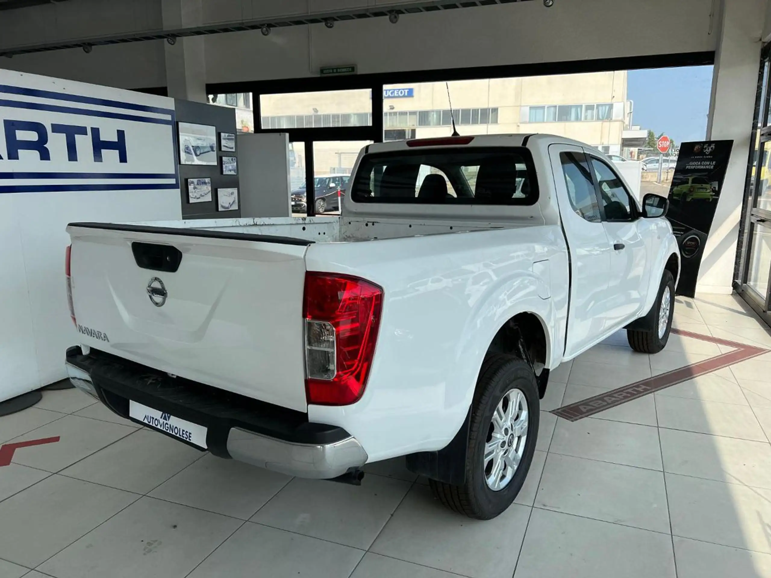 Nissan - Navara