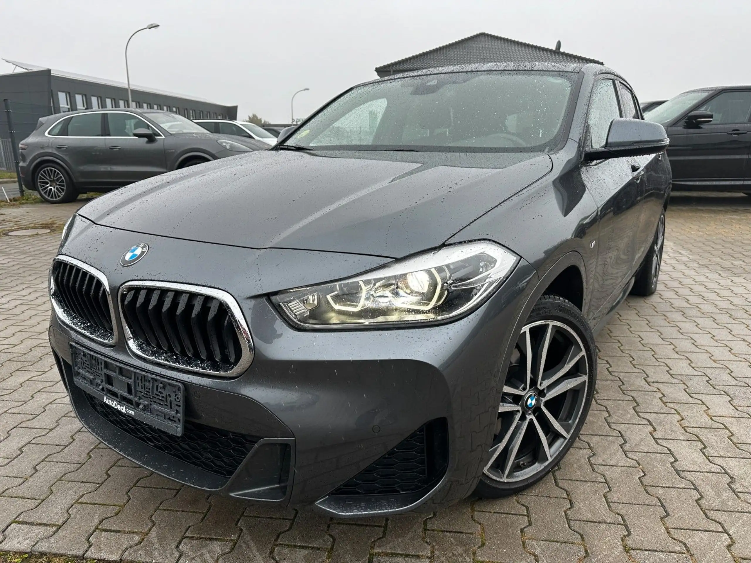 BMW - X2